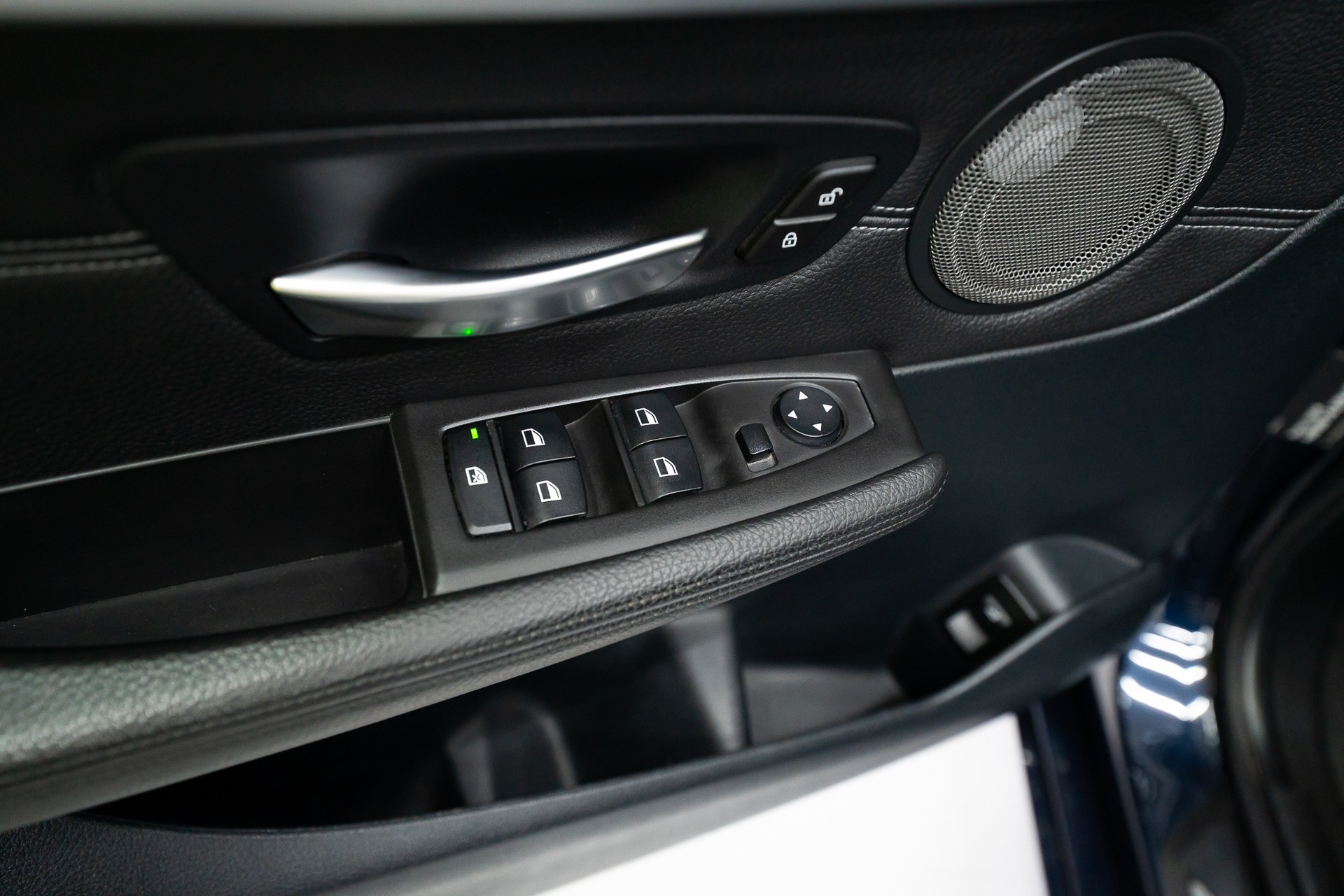 BMW 216i Gran Tourer Luxury Line-image-11
