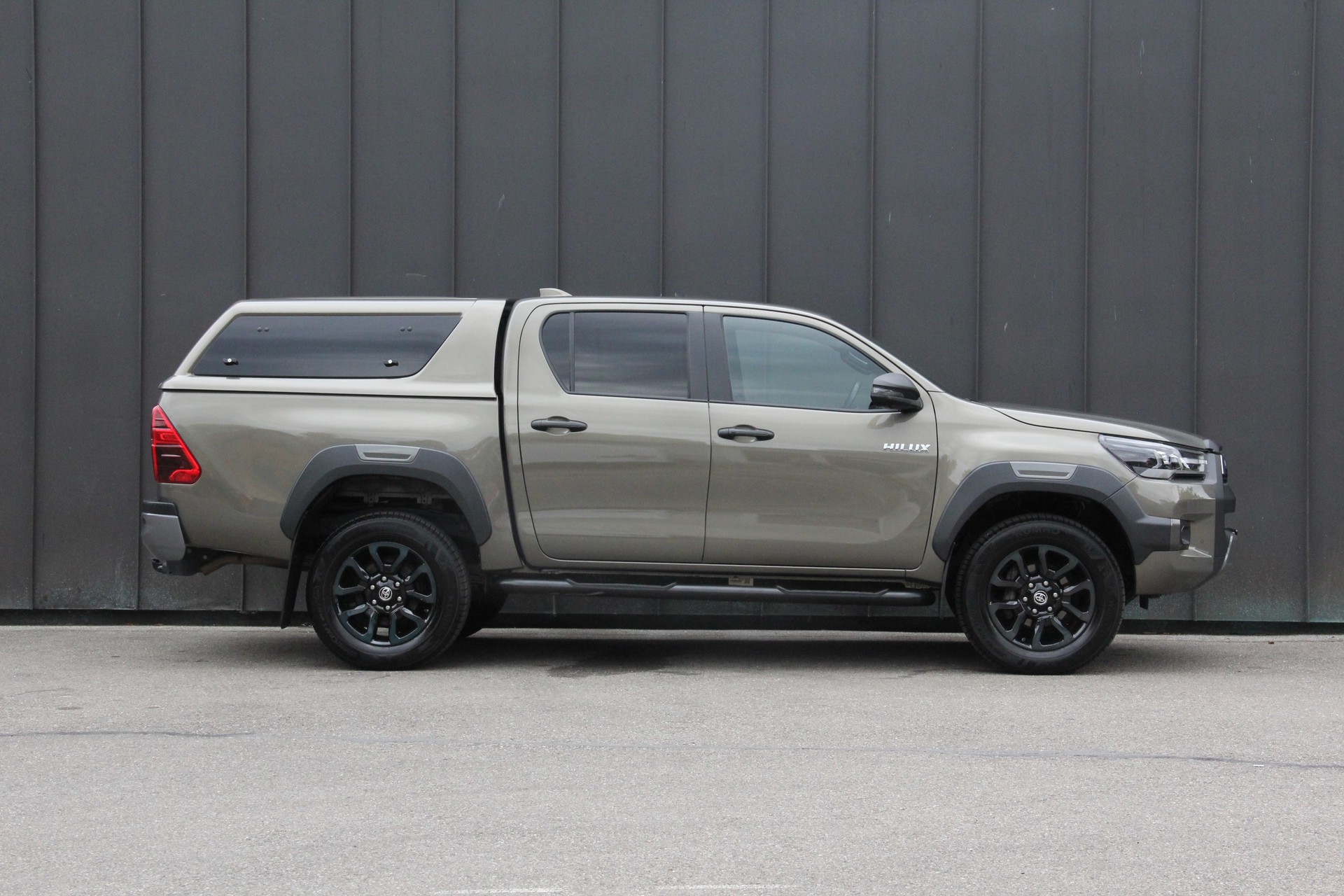 TOYOTA Hilux 2.8d MHEV Invincible Double Cab 4x4 *3500Kg-ANHÄNGEKUPPLUNG* -360°-KAMERA -LEDER -JBL-SOUND -4xSITZHEIZUNG-image-15