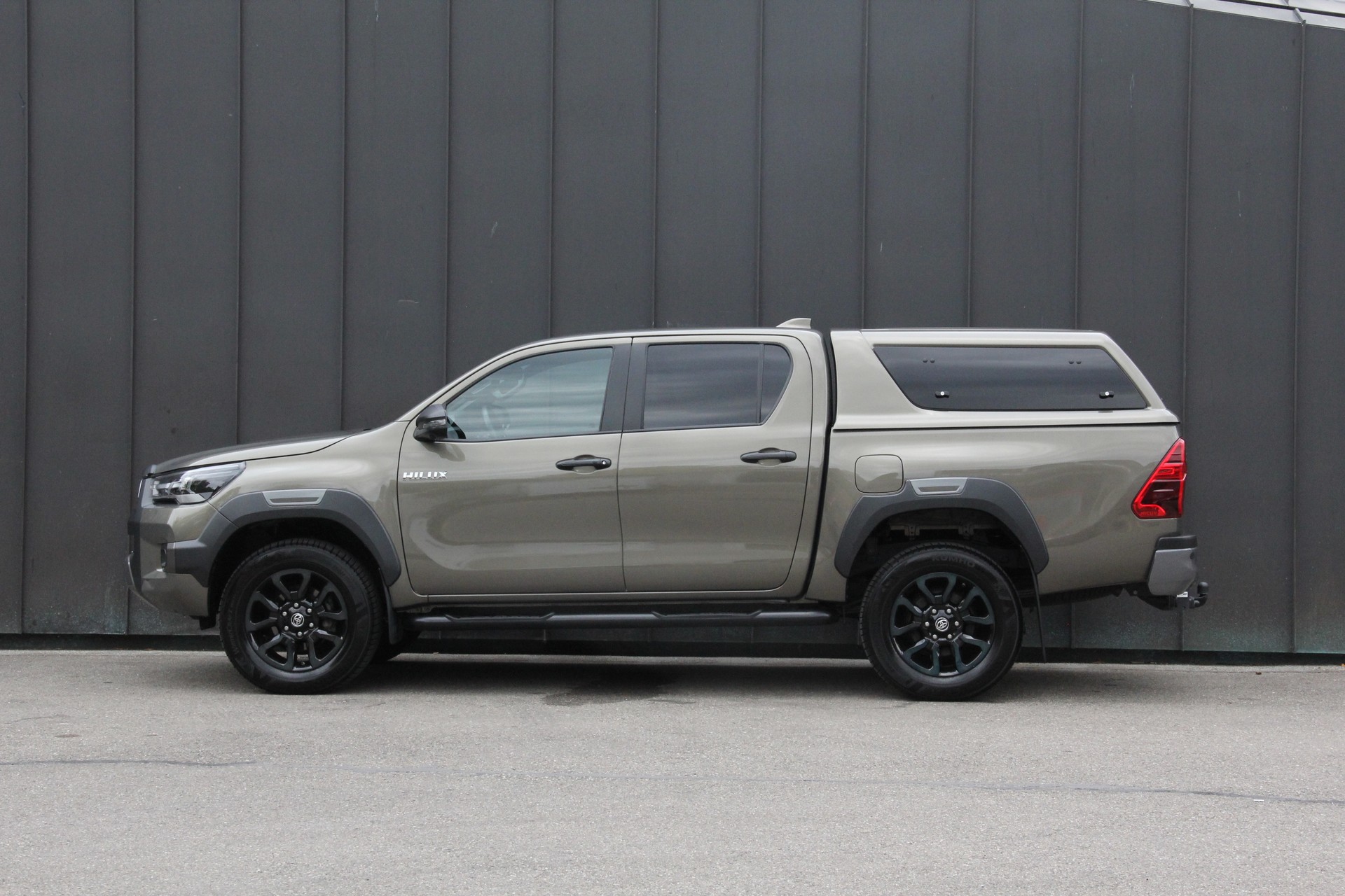TOYOTA Hilux 2.8d MHEV Invincible Double Cab 4x4 *3500Kg-ANHÄNGEKUPPLUNG* -360°-KAMERA -LEDER -JBL-SOUND -4xSITZHEIZUNG-image-14