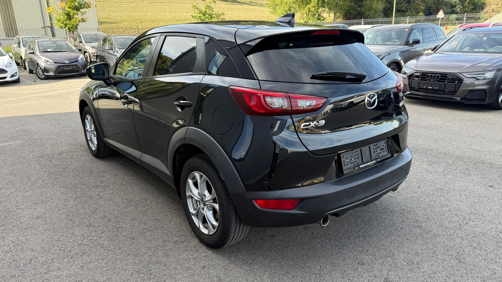 MAZDA CX-3 2.0 Revolution FWD Skyactiv Drive-image-6