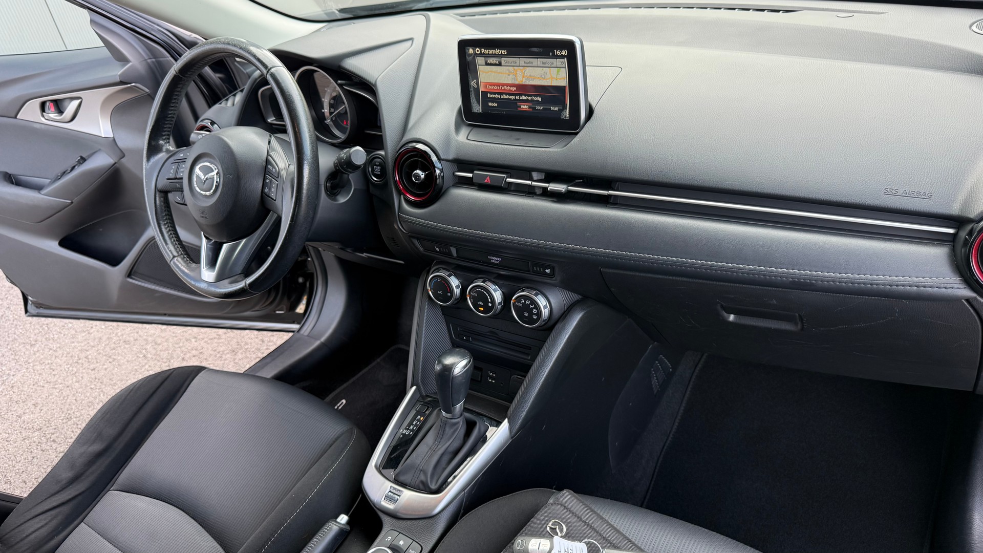 MAZDA CX-3 2.0 Revolution FWD Skyactiv Drive-image-14