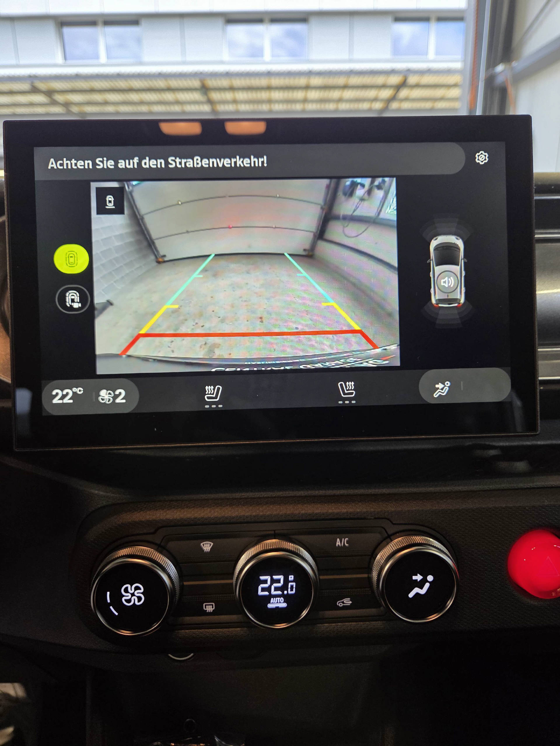 RENAULT Twingo E-Tech Urban Range techno-image-10