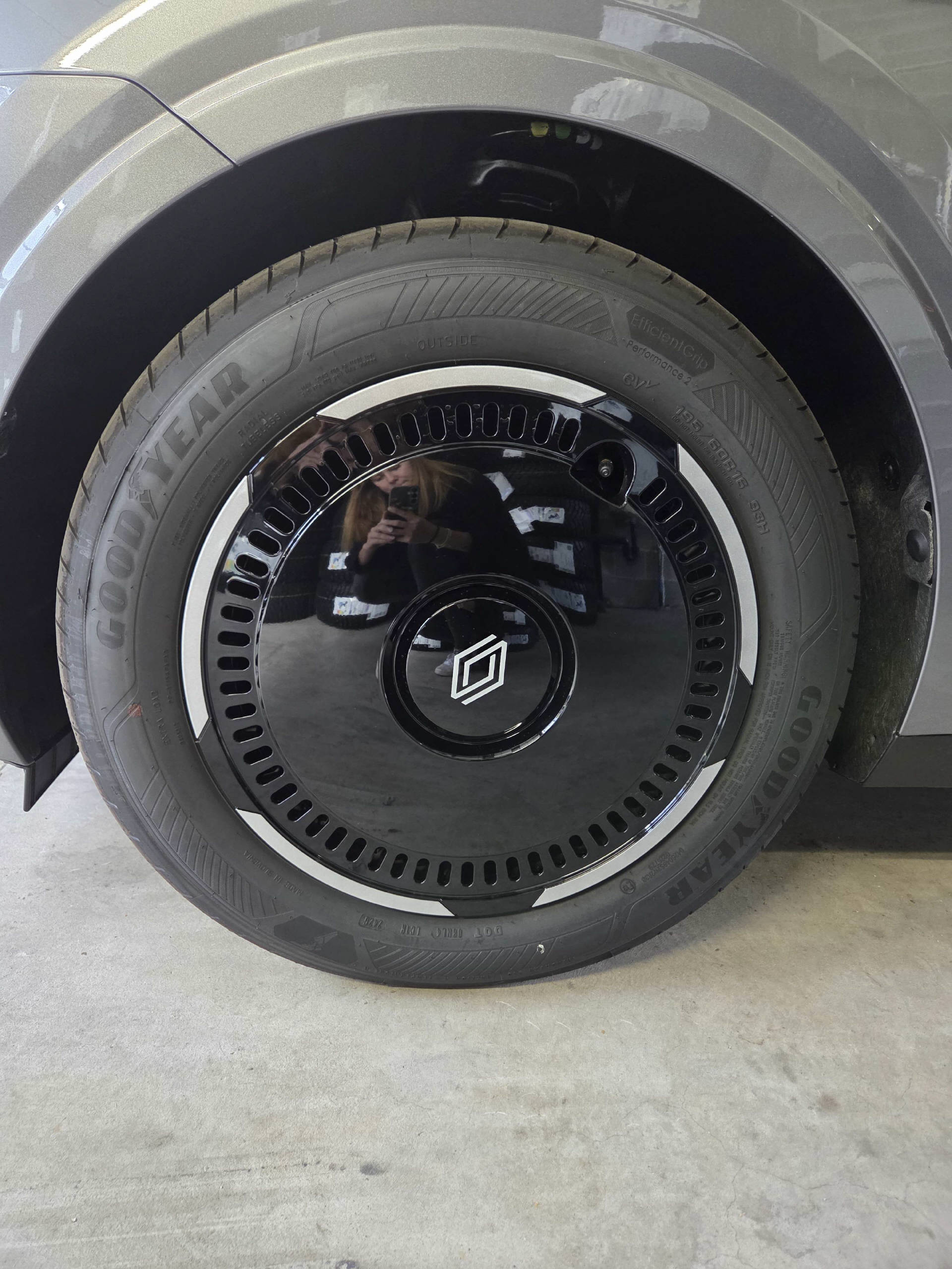 RENAULT Twingo E-Tech Urban Range techno-image-15