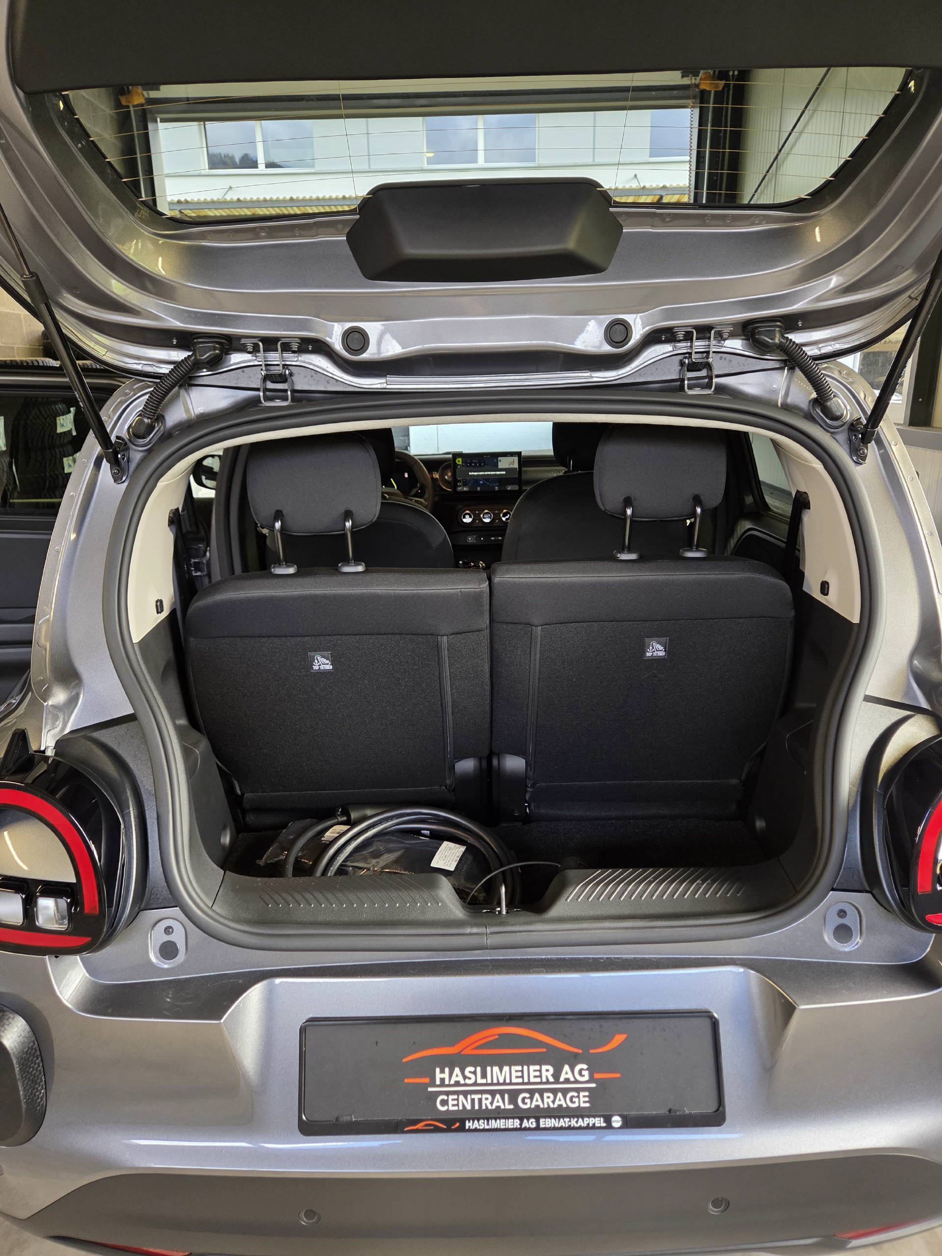 RENAULT Twingo E-Tech Urban Range techno-image-11