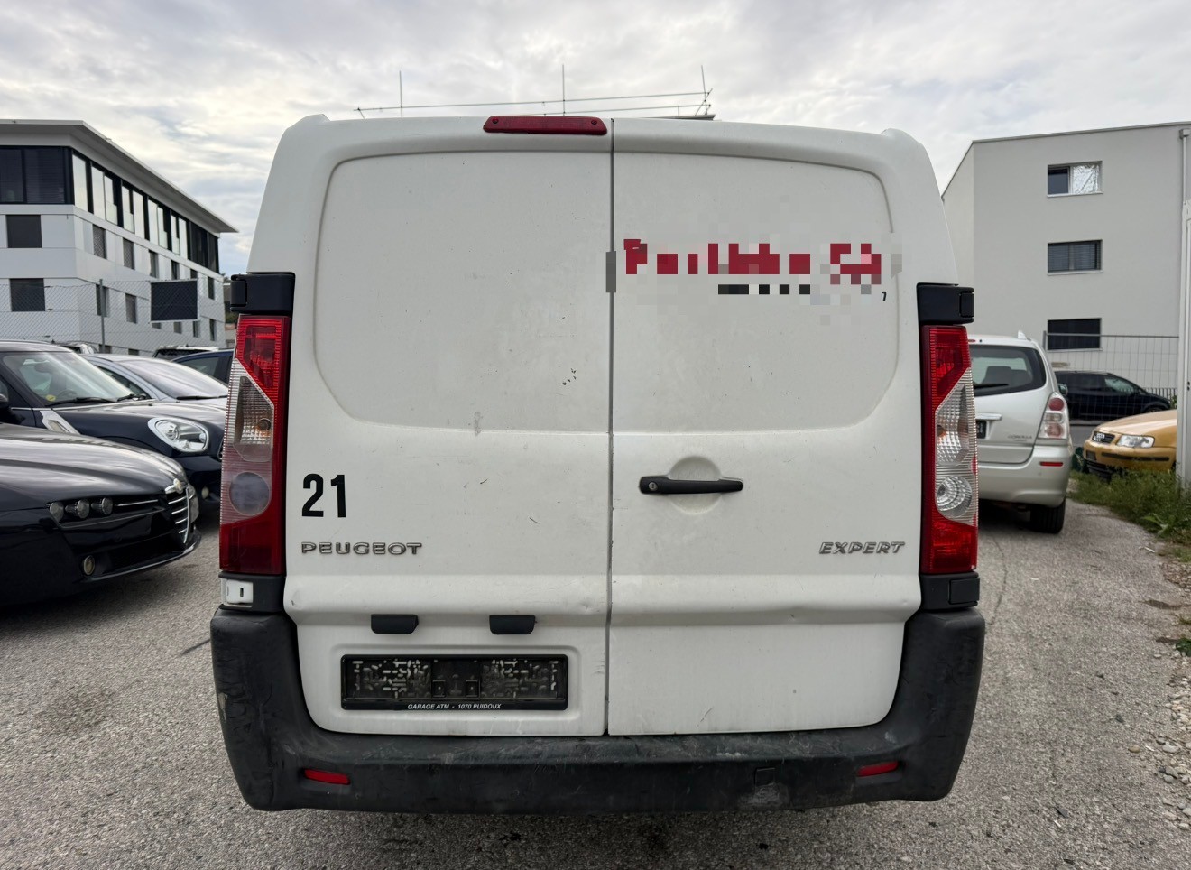 PEUGEOT Expert 2.0 HDi 229 L2H1-image-3