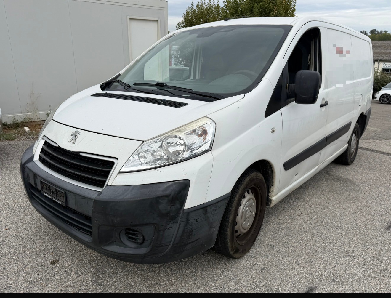 PEUGEOT Expert 2.0 HDi 229 L2H1-image-2