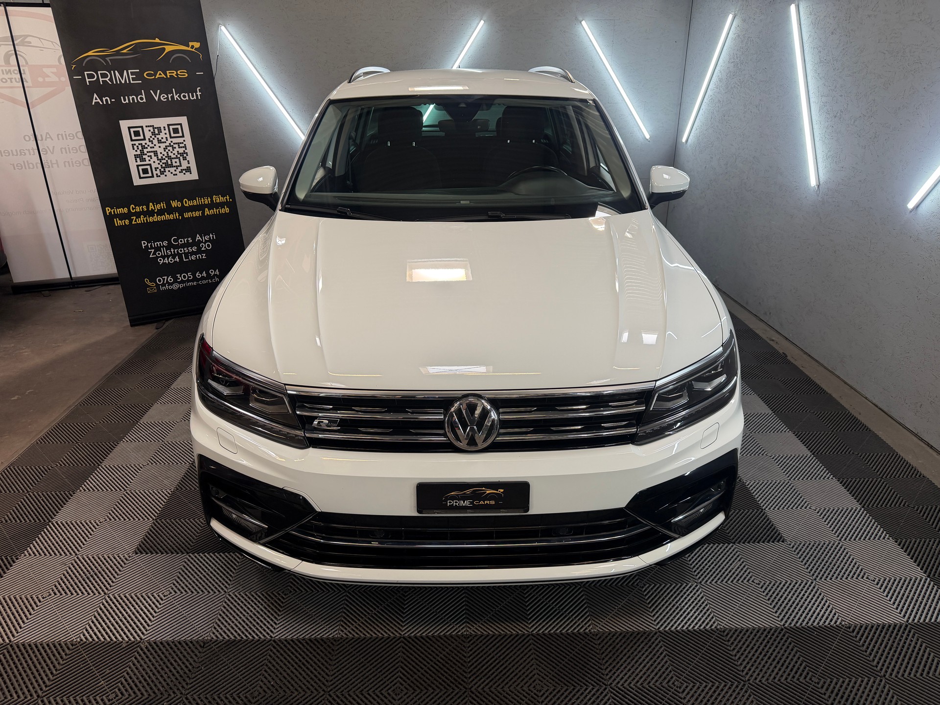 VW Tiguan 1.5TSI Evo Comfortline DSG R-Line Exterieur-image-4