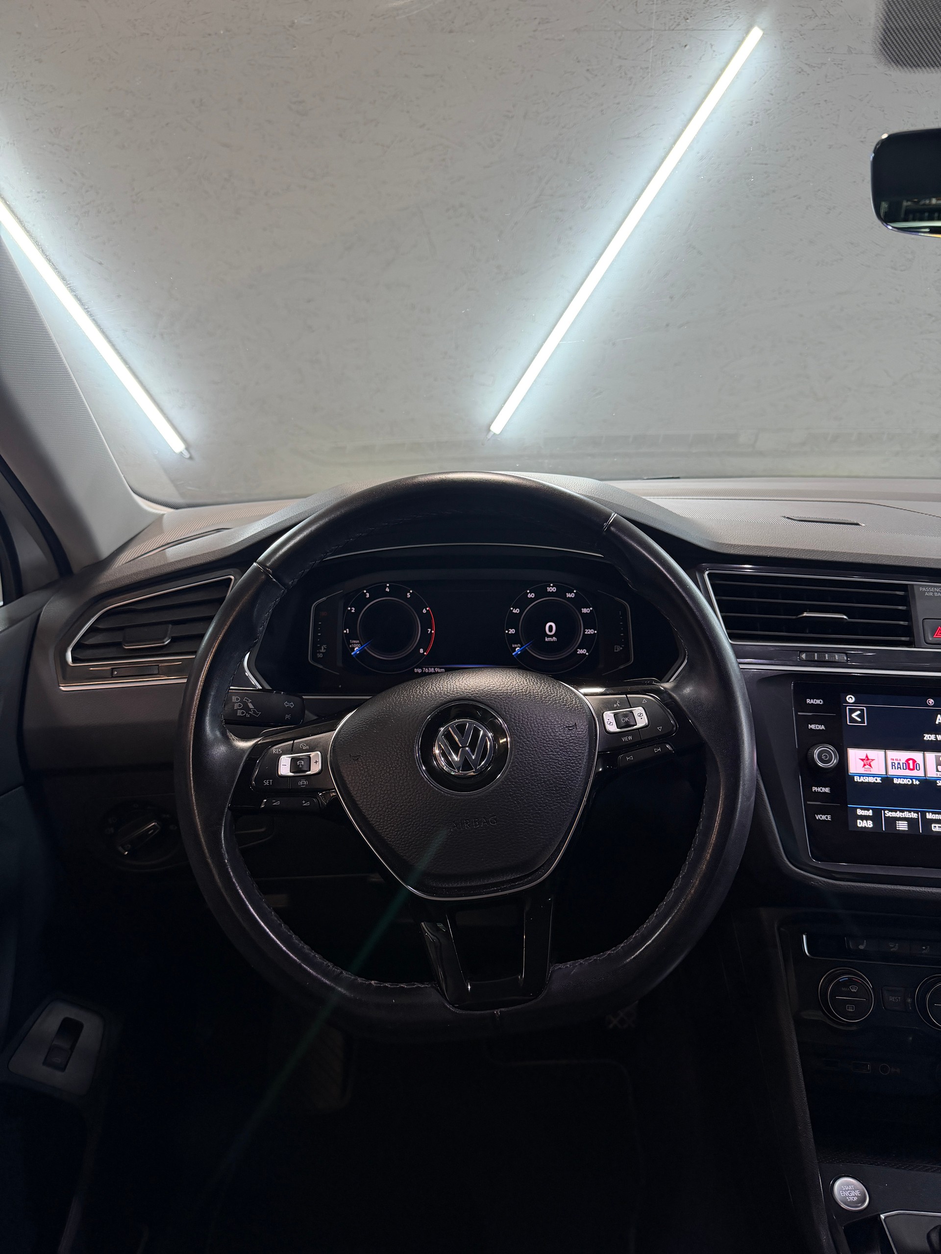 VW Tiguan 1.5TSI Evo Comfortline DSG R-Line Exterieur-image-18