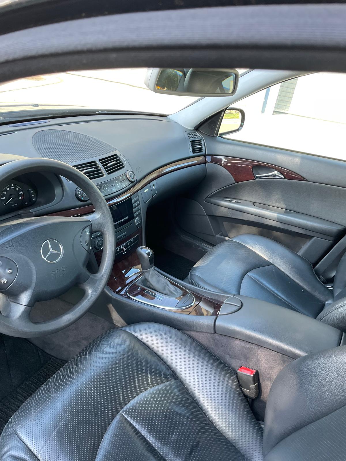 MERCEDES-BENZ E 200 Kompressor Classic-image-8