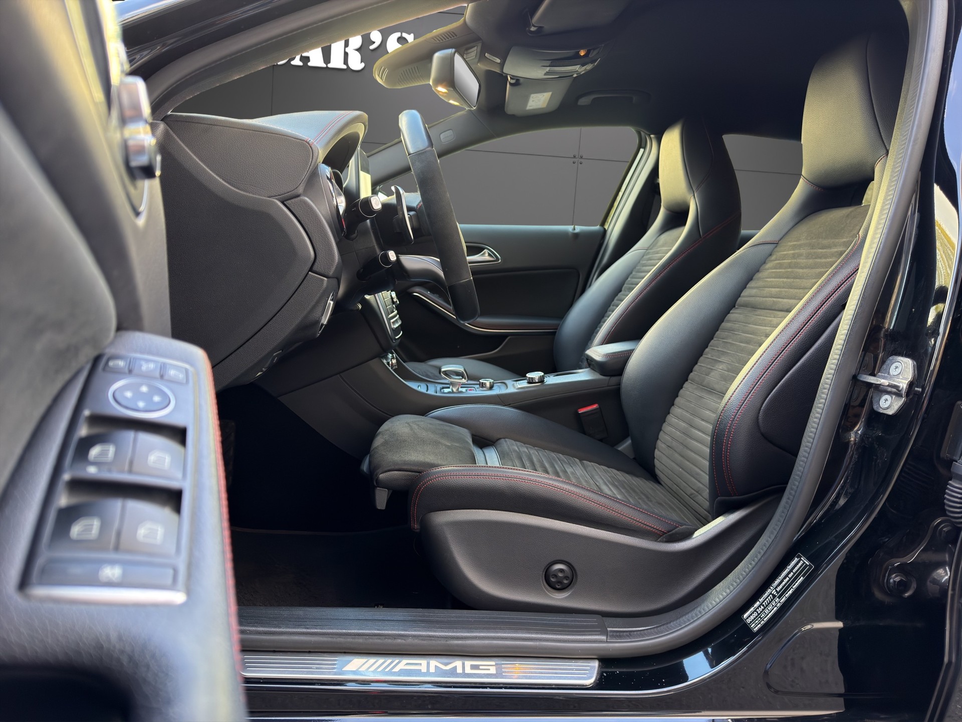 MERCEDES-BENZ GLA 45 AMG 4Matic 7G-DCT Facelift Frisch MFK-image-10