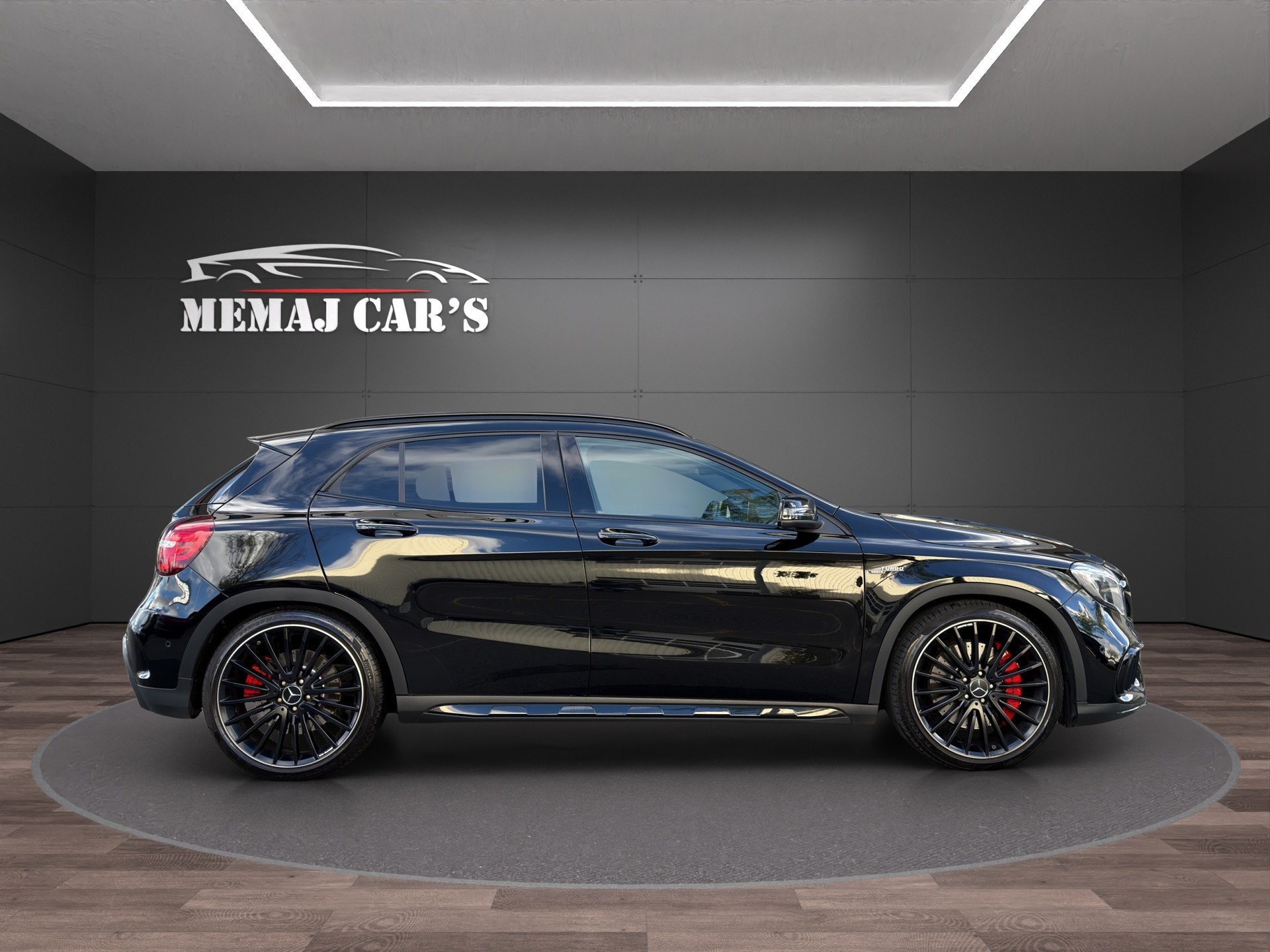 MERCEDES-BENZ GLA 45 AMG 4Matic 7G-DCT Facelift Frisch MFK-image-3