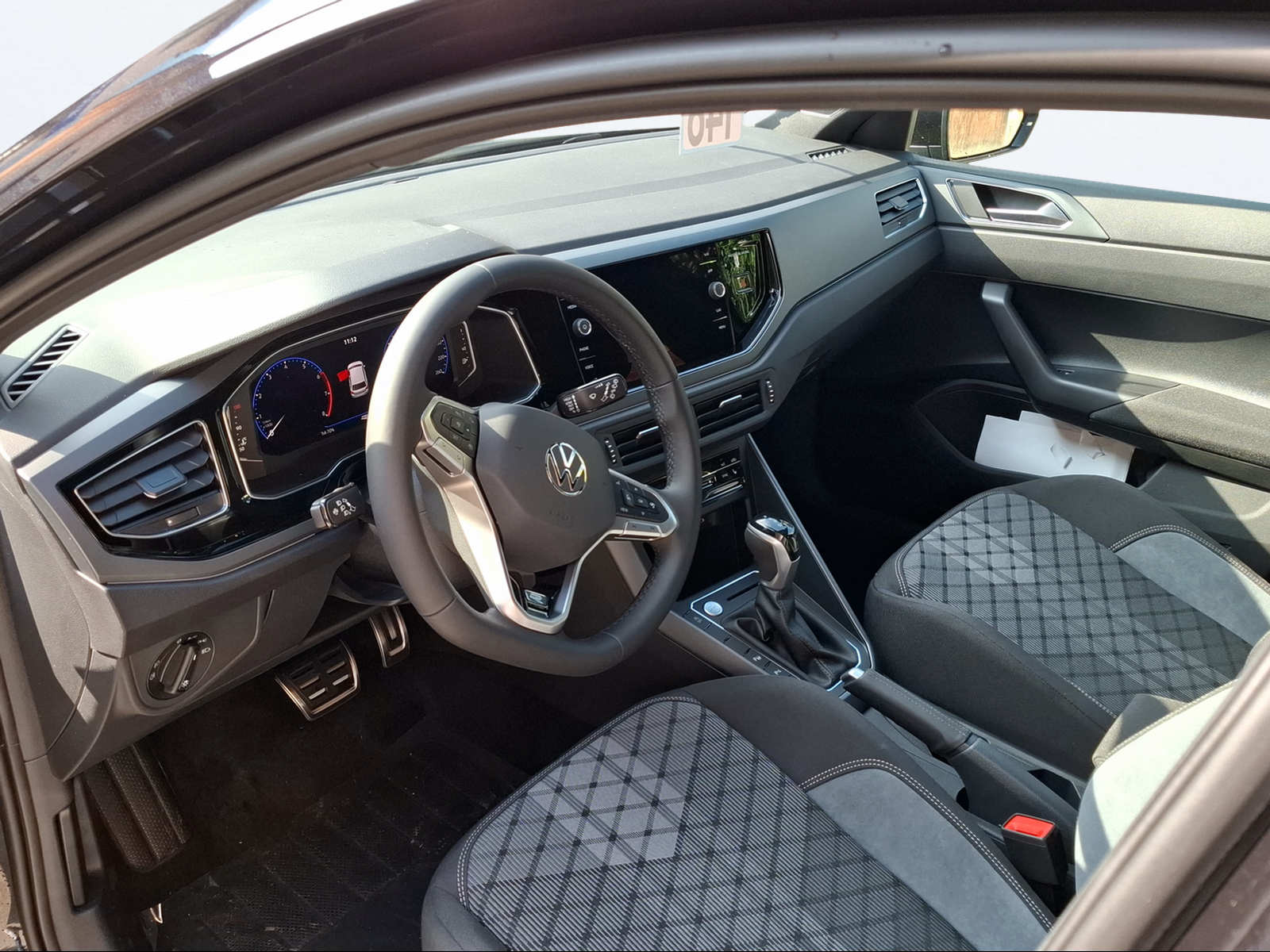 VW Polo 1.0 TSI R-Line United DSG-image-10
