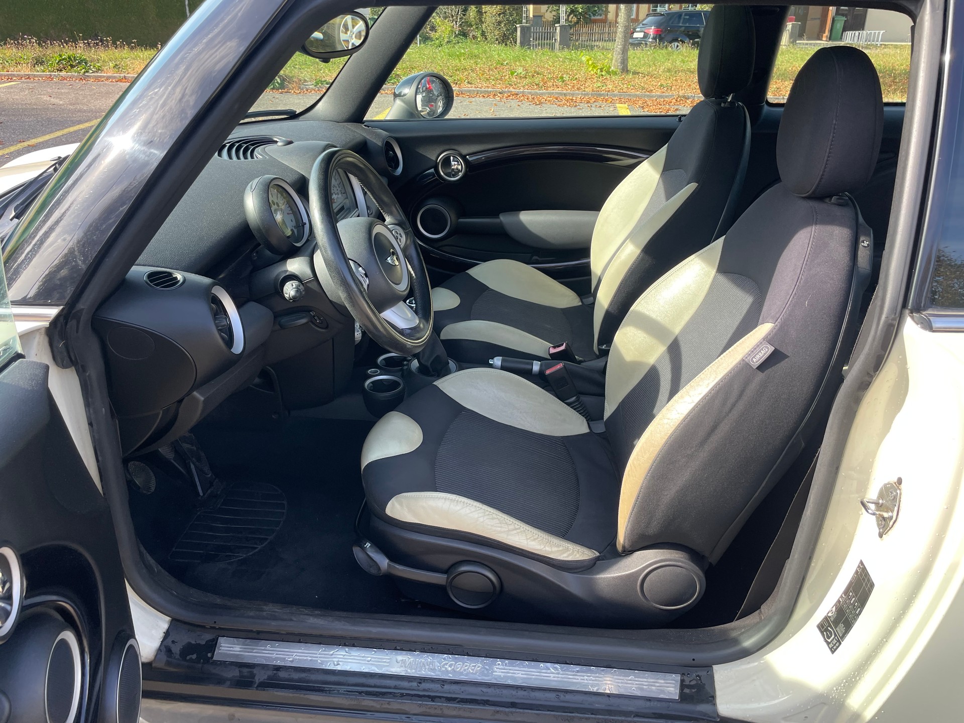 MINI Cooper-image-14