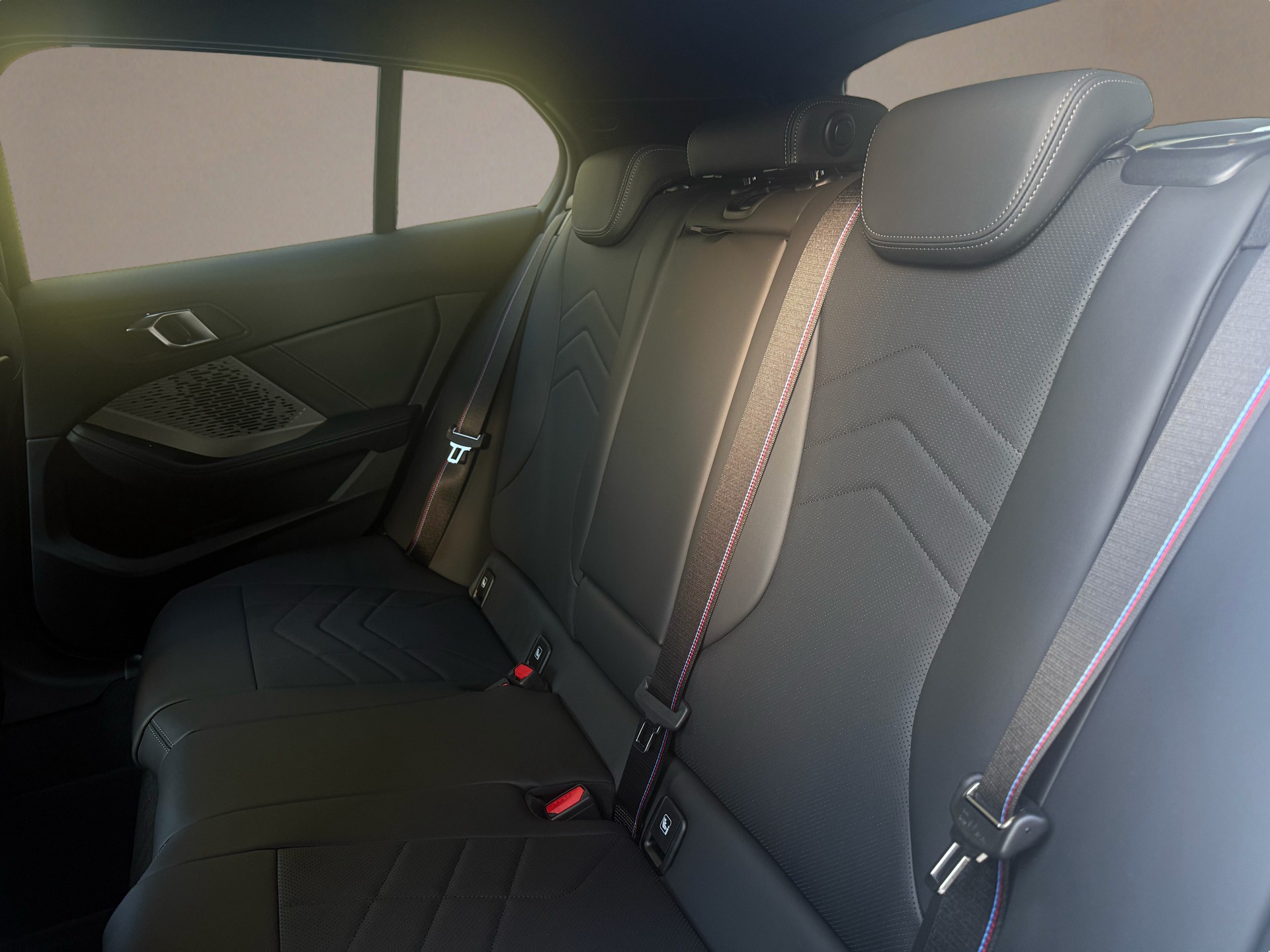 BMW 123 xDrive M Sport Pro Steptronic-image-15