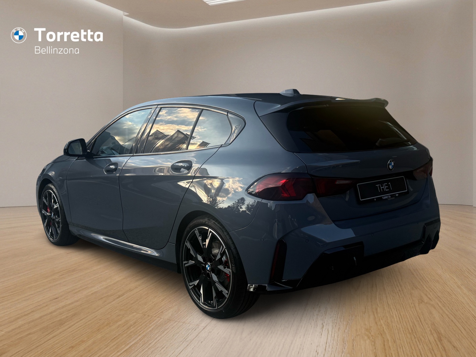 BMW 123 xDrive M Sport Pro Steptronic-image-2