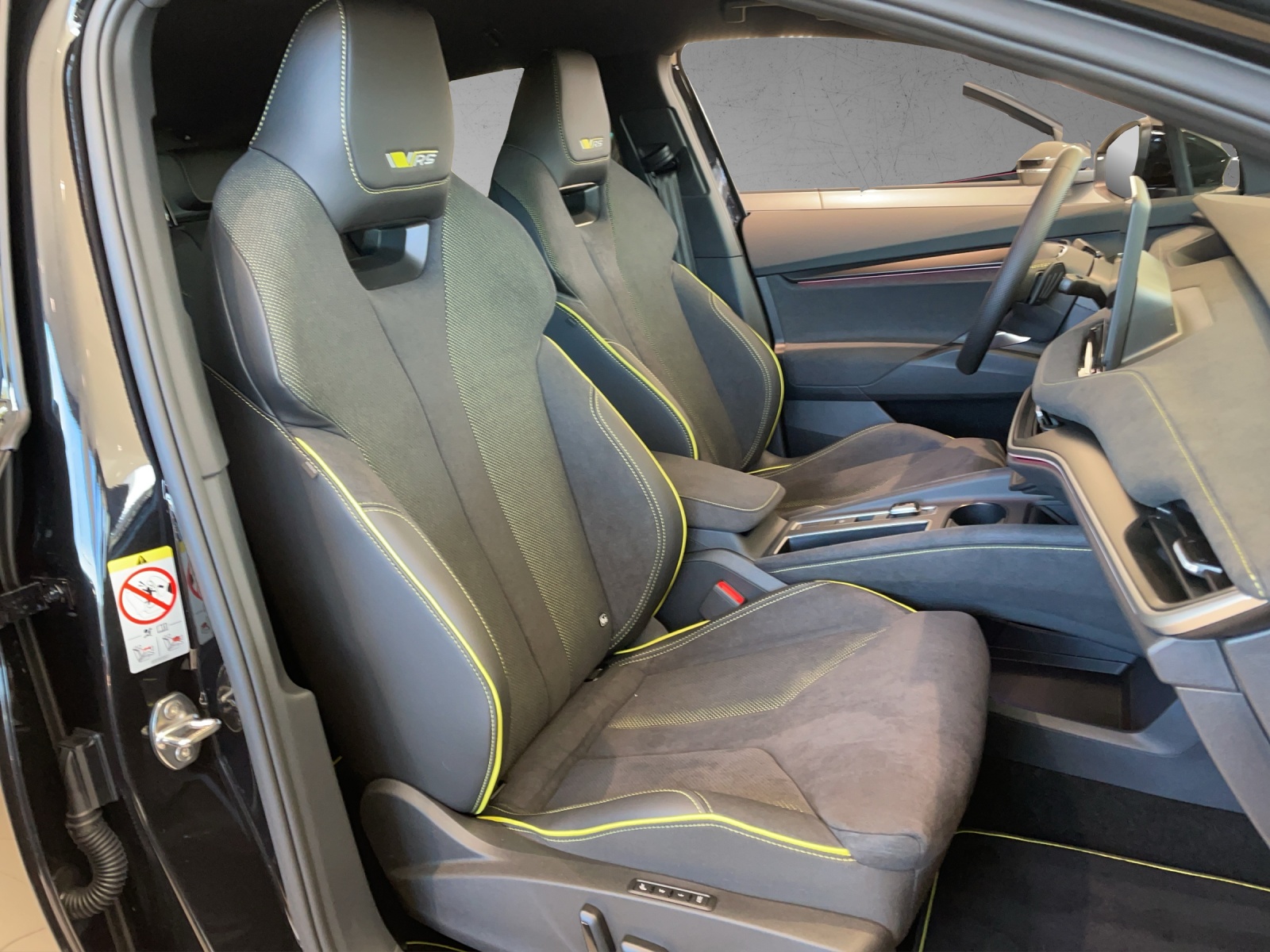SKODA Elroq RS - Modell 2027-image-5
