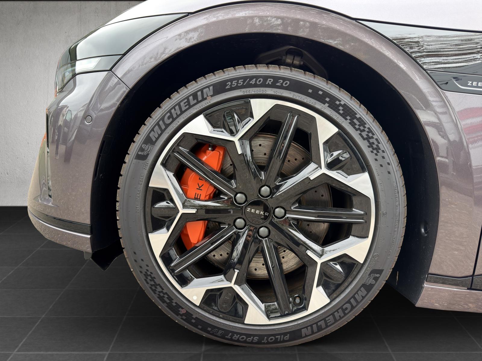 ZEEKR 7GT Privilege Launch Edition AWD-image-8
