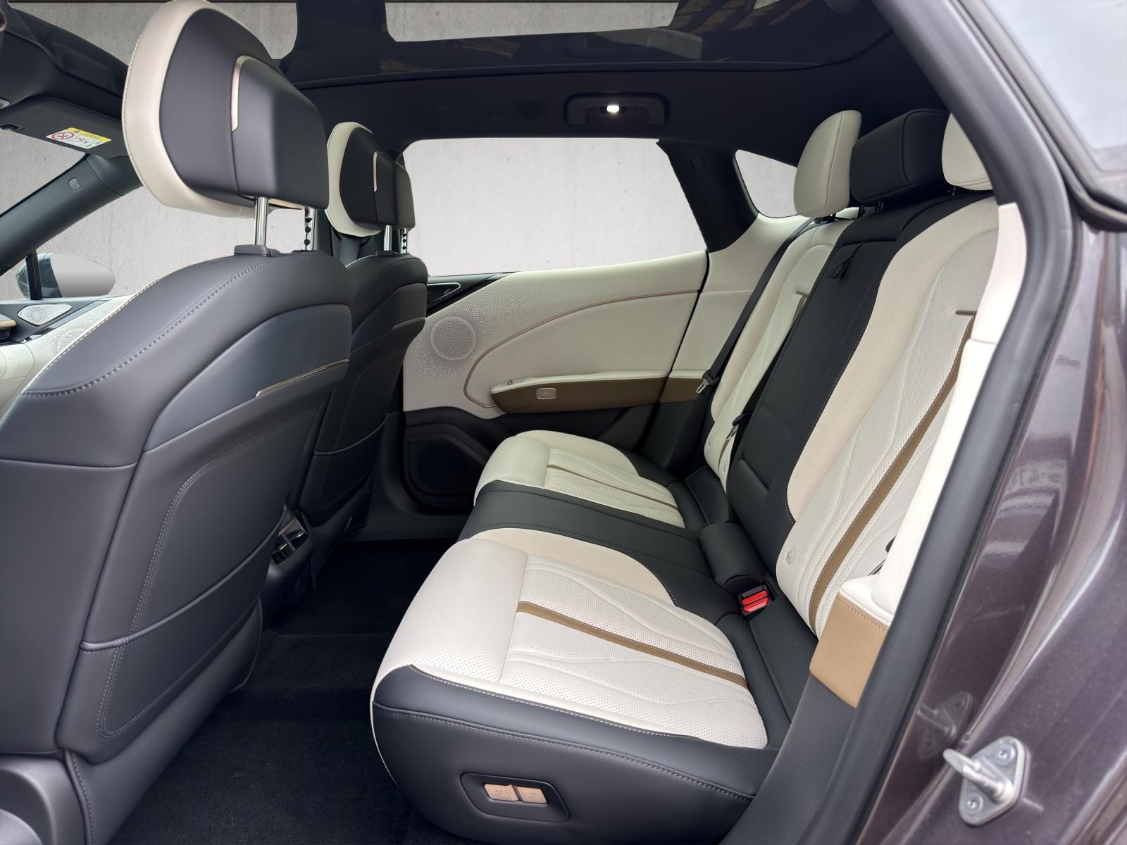 ZEEKR 7GT Privilege Launch Edition AWD-image-13