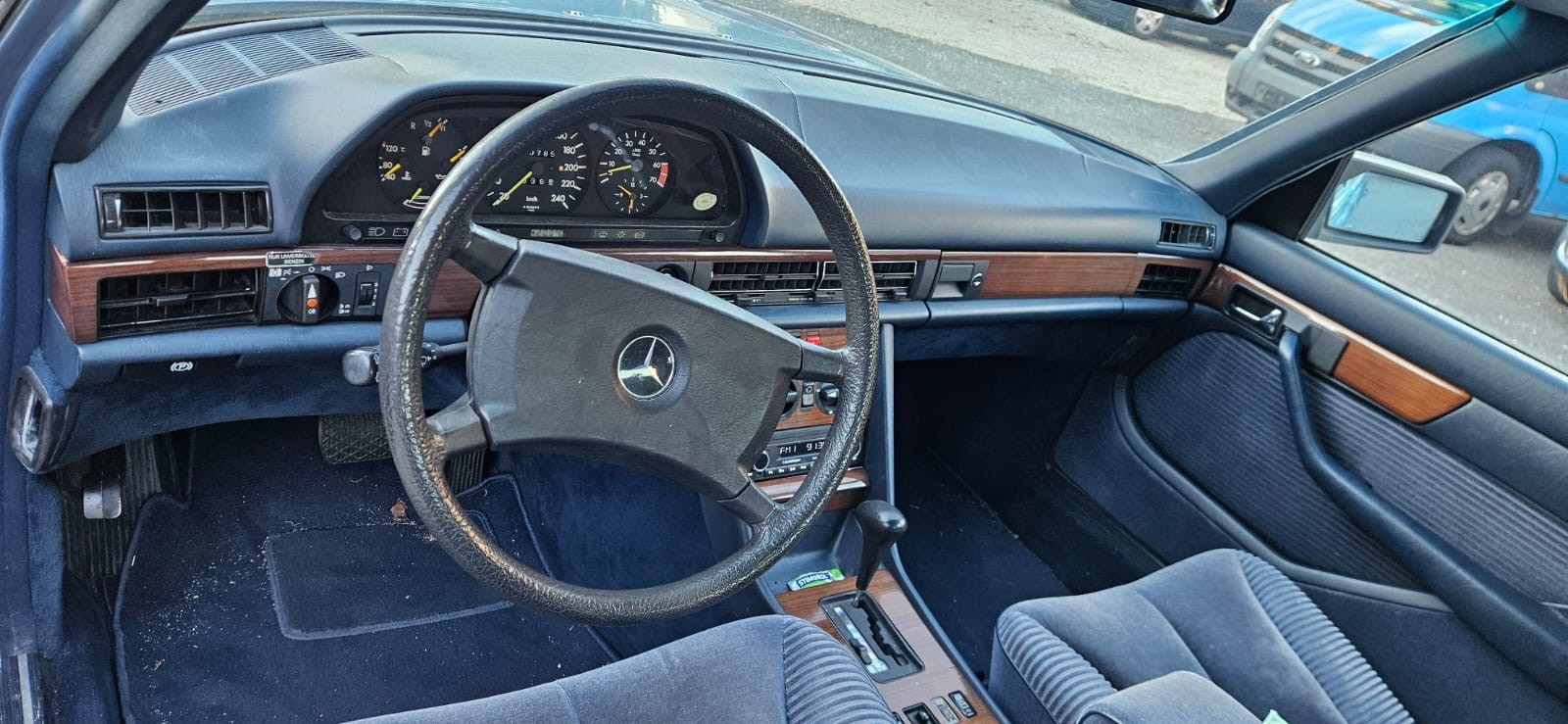 MERCEDES-BENZ 420 SE-image-9