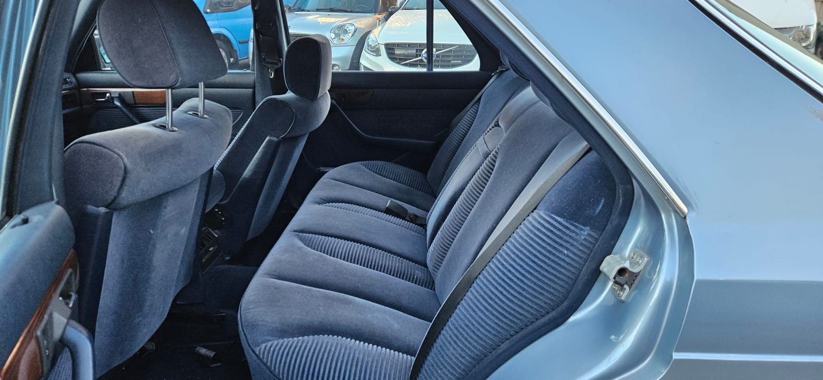 MERCEDES-BENZ 420 SE-image-4
