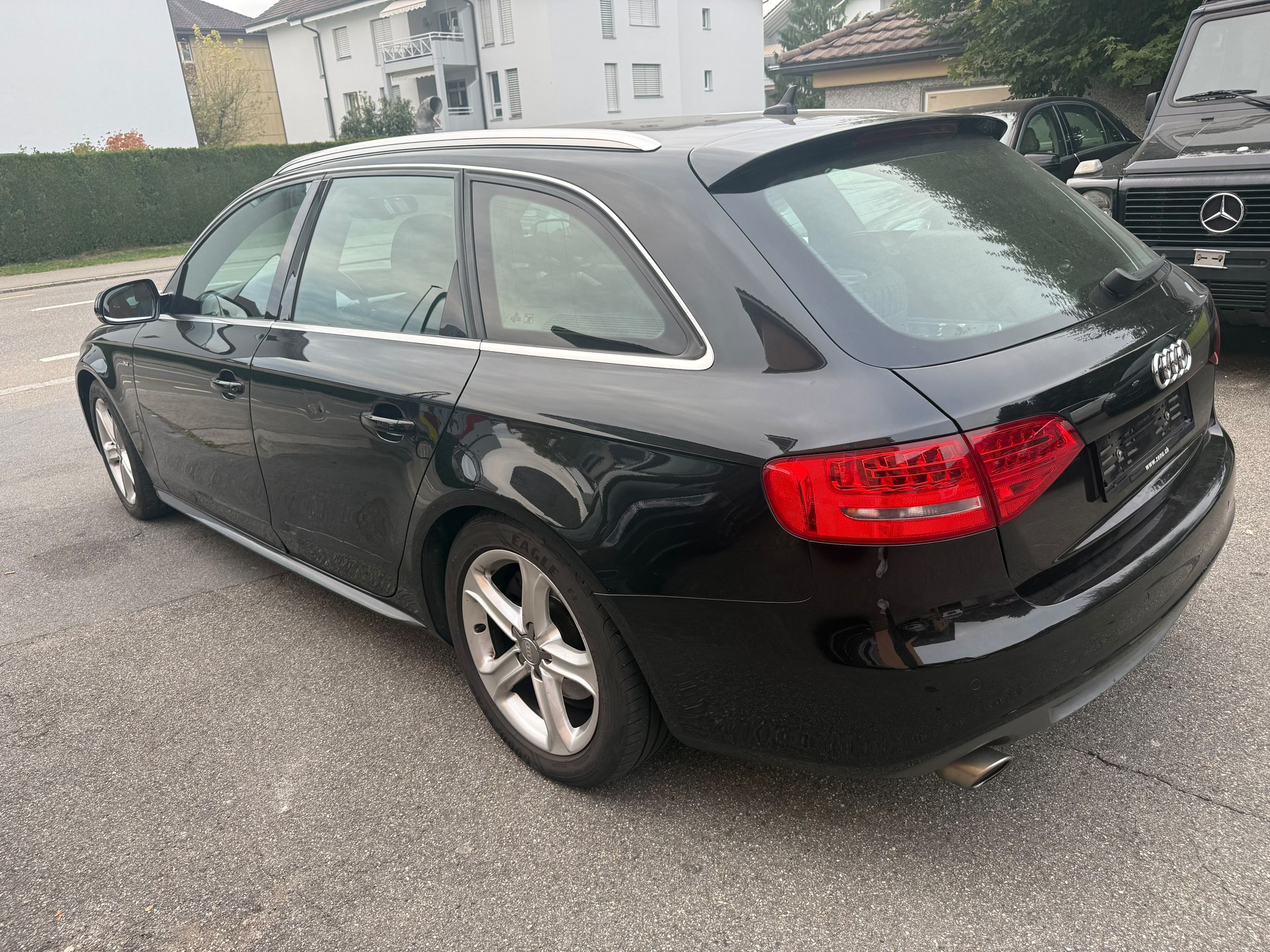 AUDI A4 S-Line-image-5