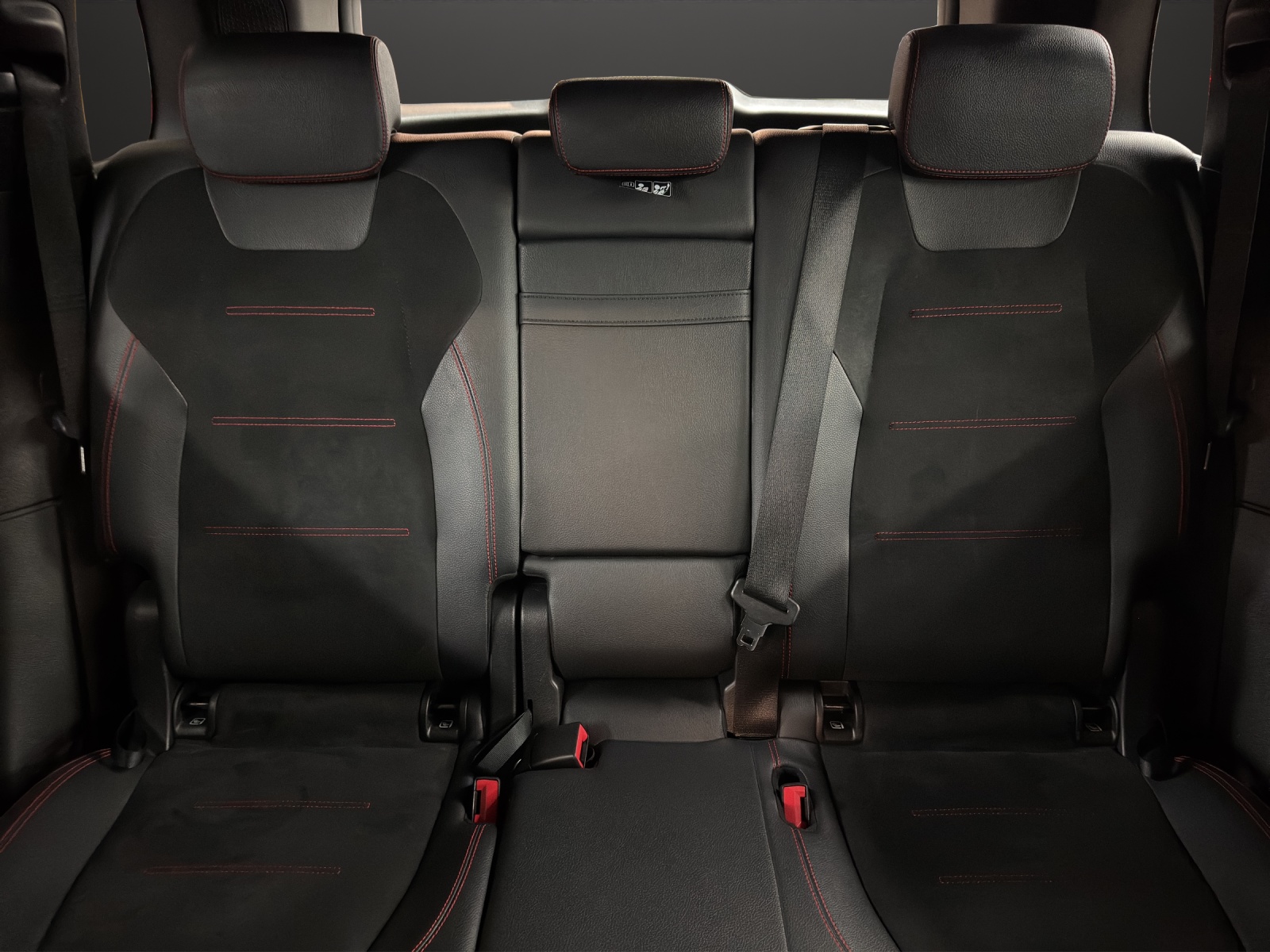MERCEDES-BENZ EQB 350 AMG Line 4Matic-image-14