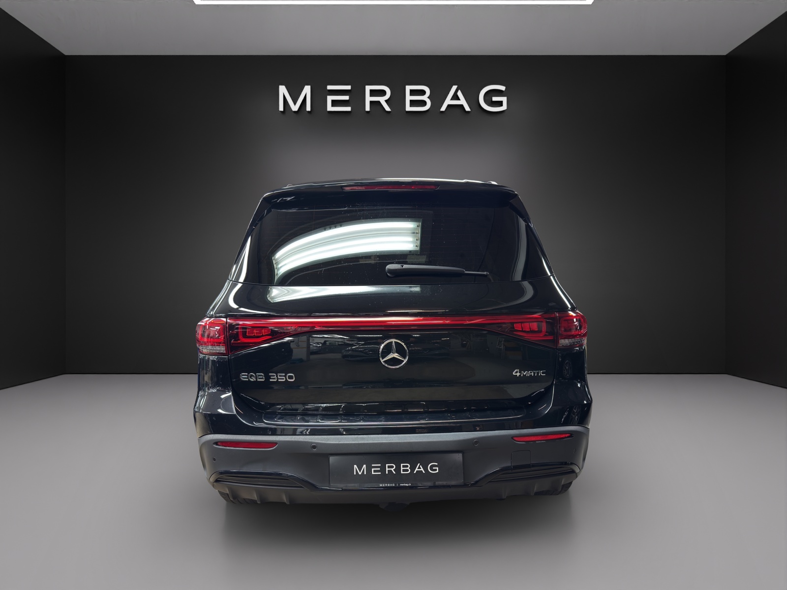 MERCEDES-BENZ EQB 350 AMG Line 4Matic-image-3