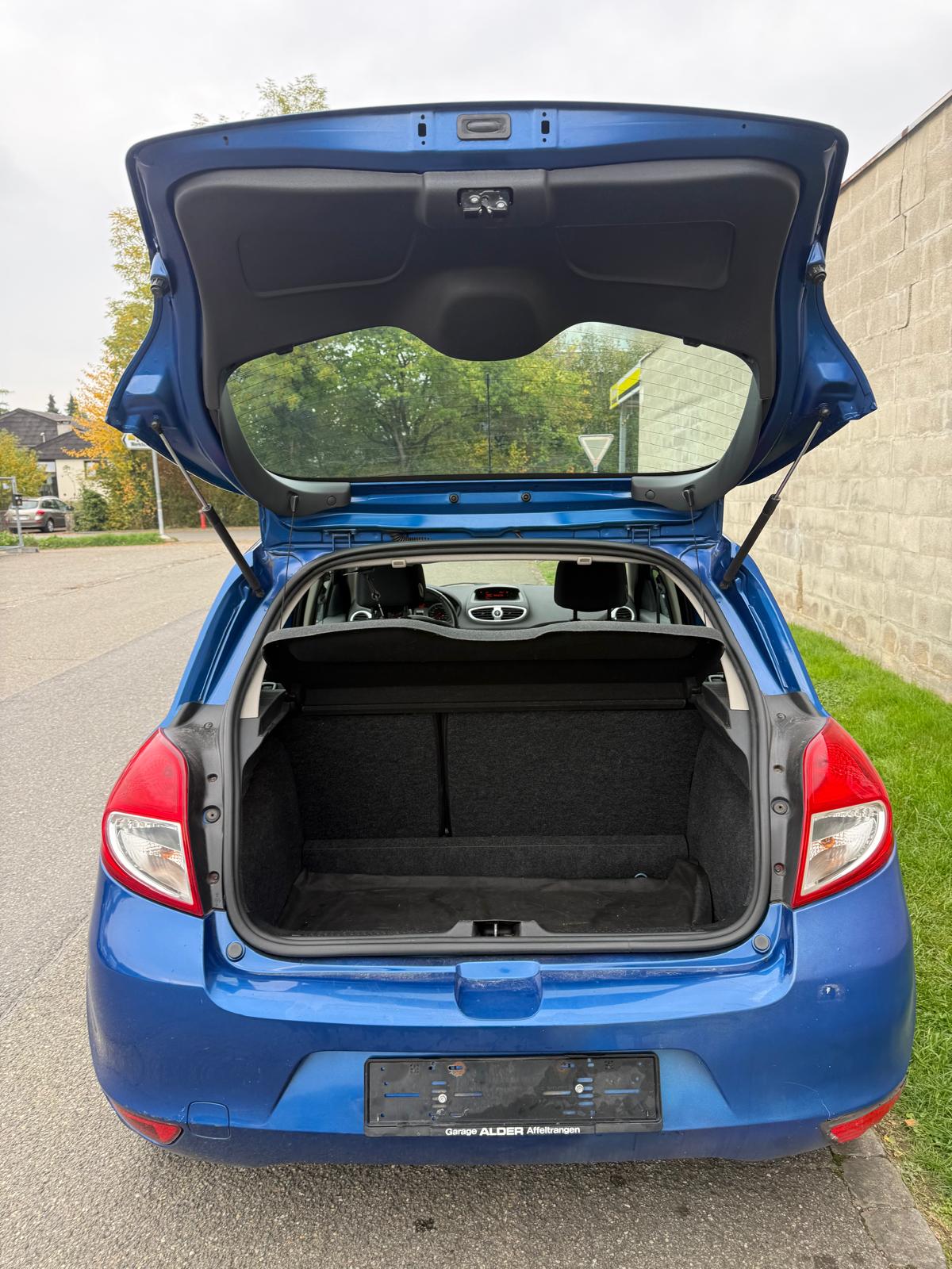 RENAULT Clio 1.2 16V Turbo Exception-image-7