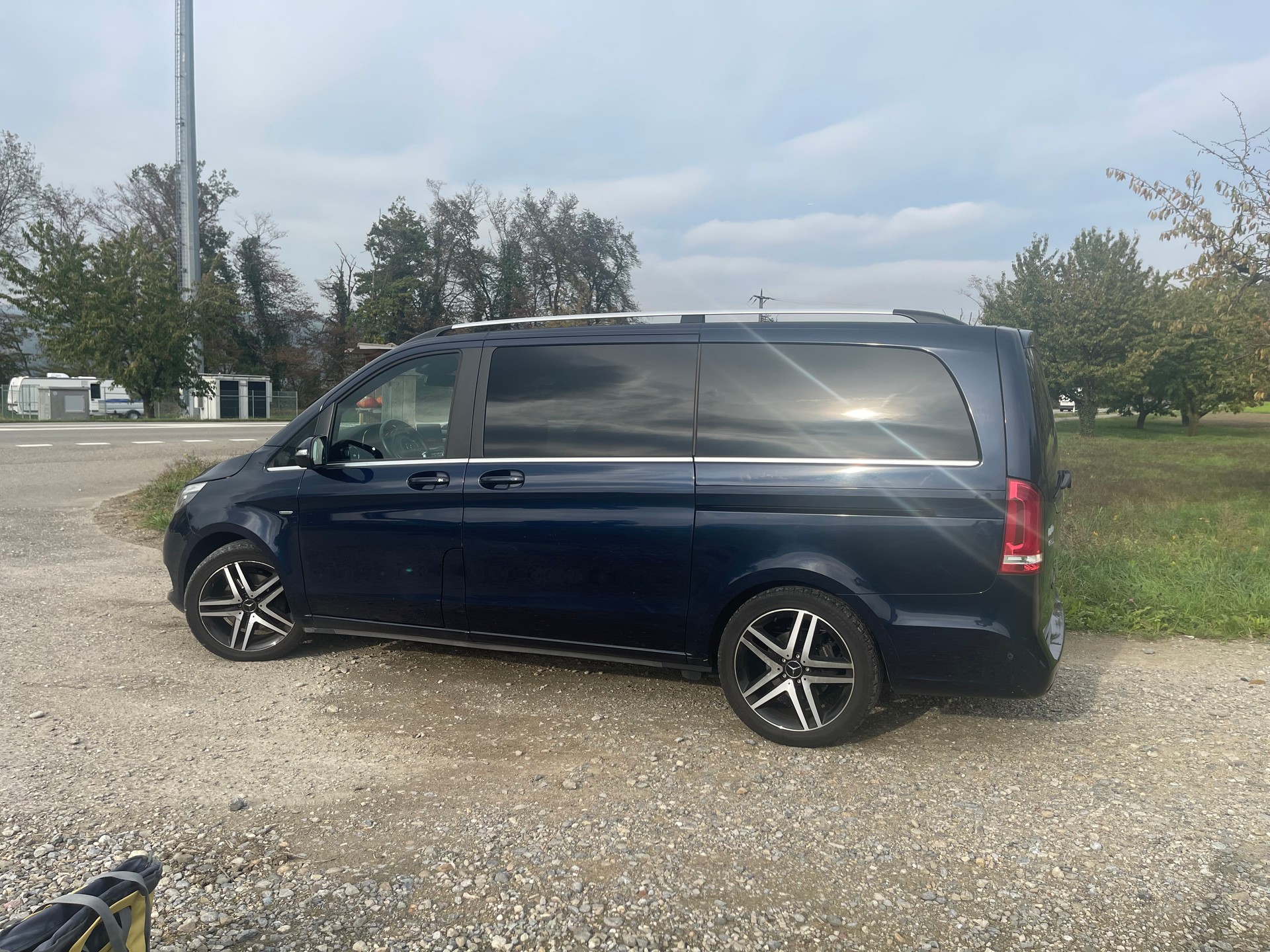 MERCEDES-BENZ V 250 CDI BlueTec Edit.1 lang-image-1