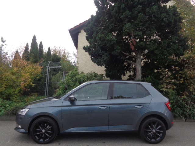 SKODA Fabia 1.0 TSI Style-image-1