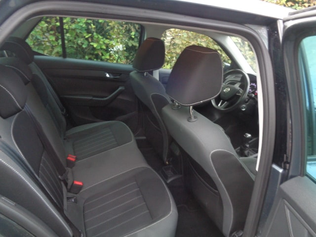 SKODA Fabia 1.0 TSI Style-image-5