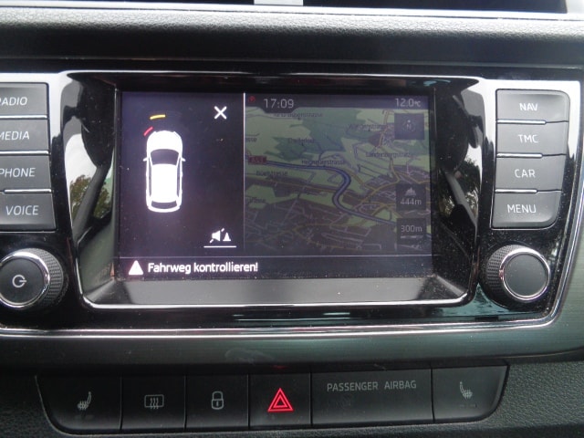 SKODA Fabia 1.0 TSI Style-image-9