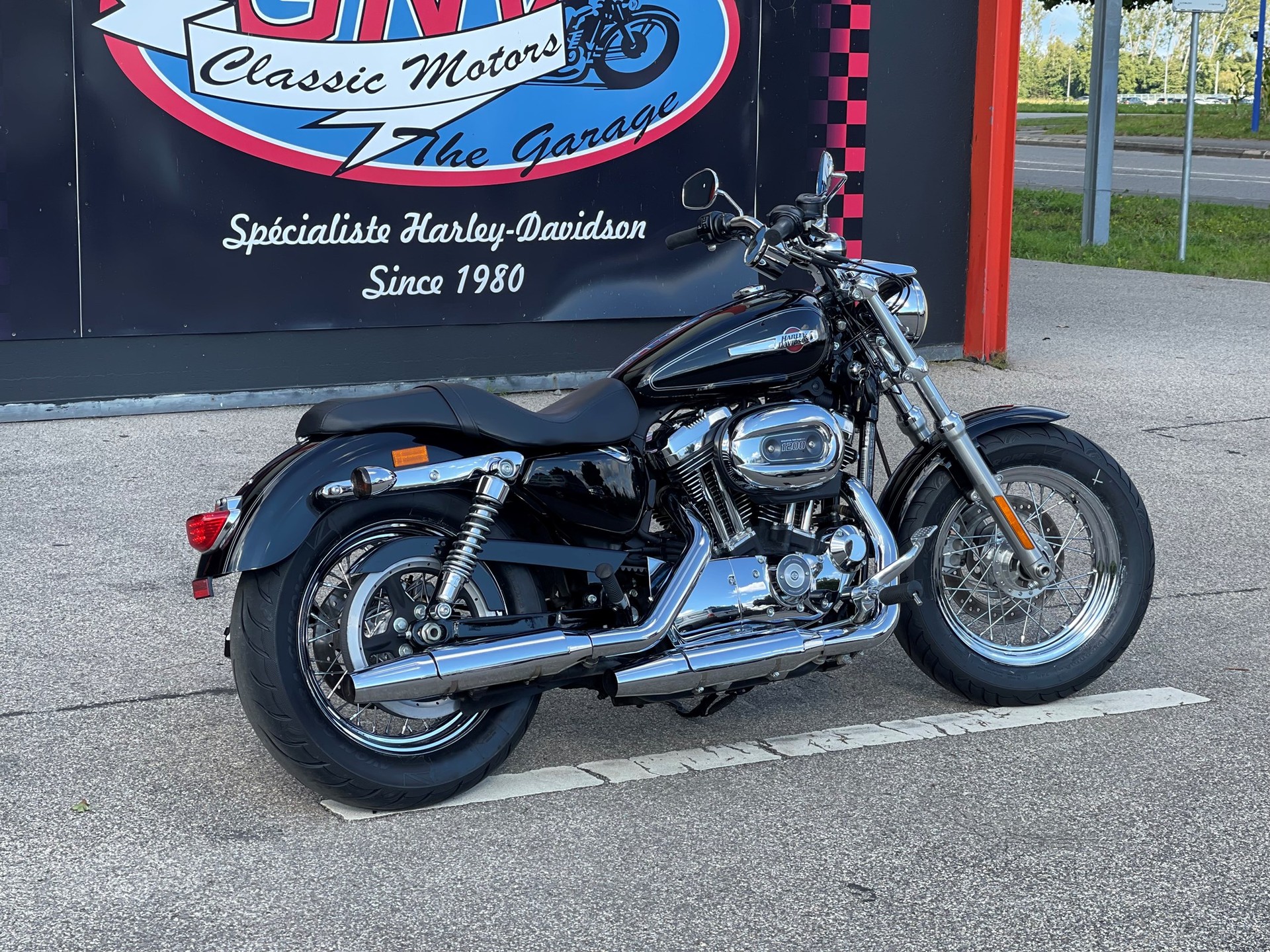 HARLEY-DAVIDSON XL 1200 C Sportster Custom-showroom-element-1