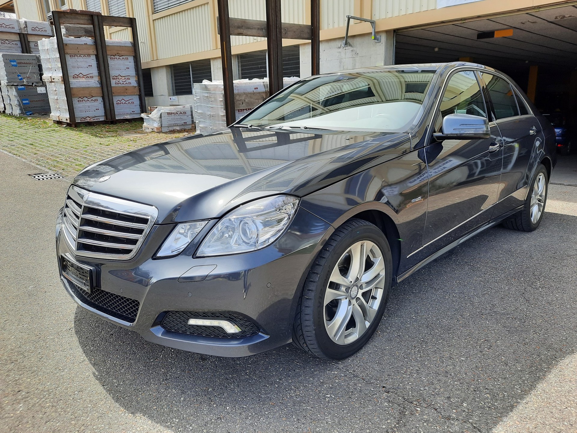 MERCEDES-BENZ E 350 CDI BlueEff. Avantgarde 4Matic 7G-Tronic-image-1
