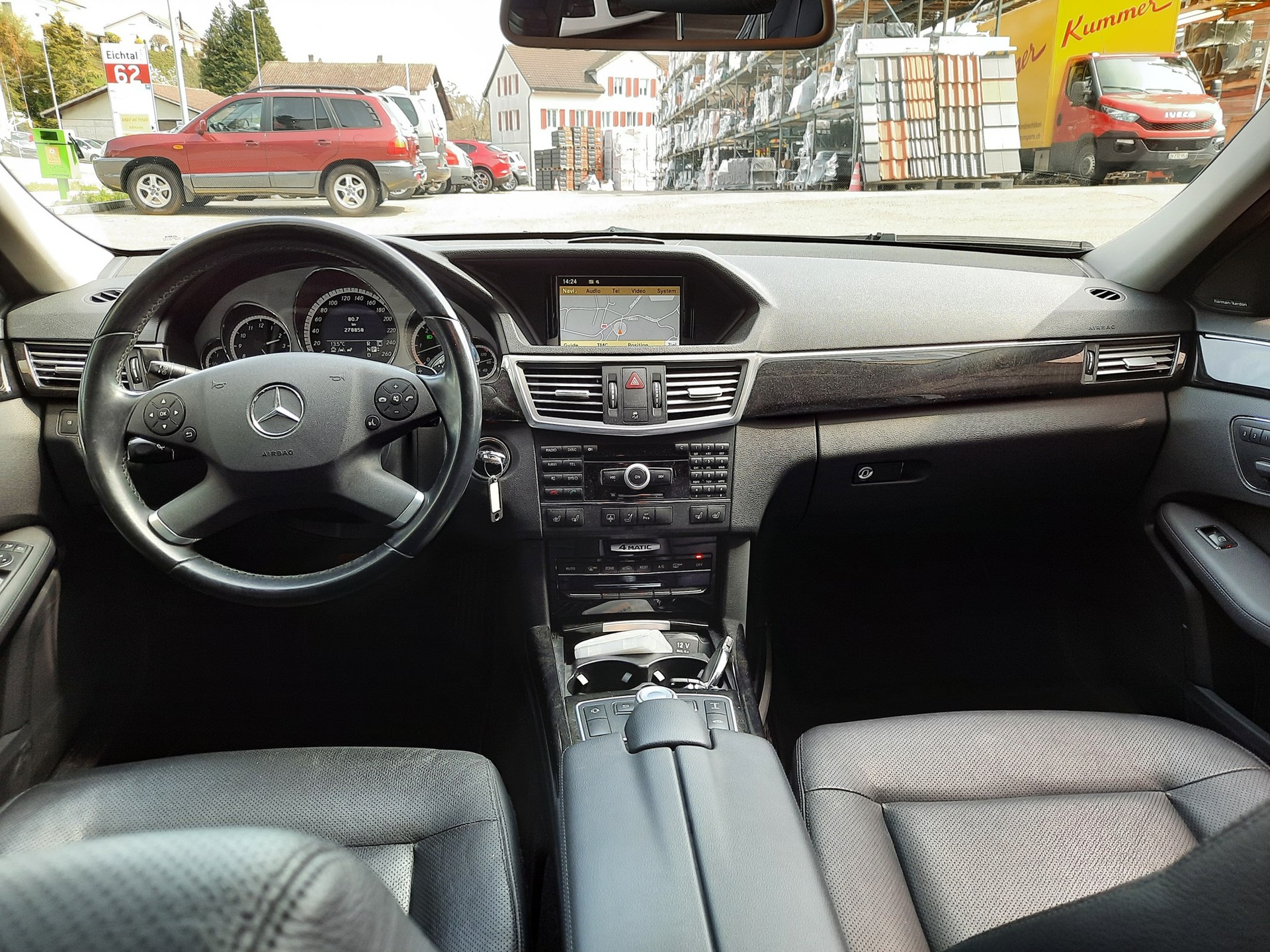 MERCEDES-BENZ E 350 CDI BlueEff. Avantgarde 4Matic 7G-Tronic-image-9