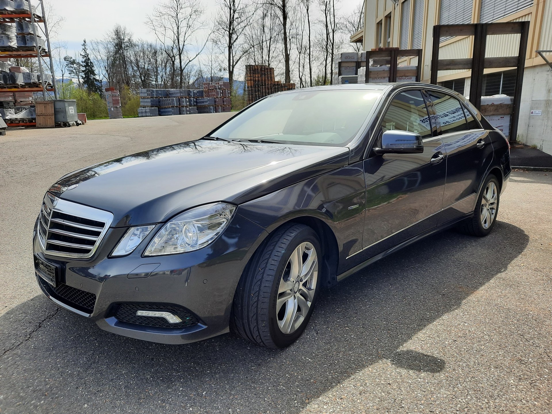 MERCEDES-BENZ E 350 CDI BlueEff. Avantgarde 4Matic 7G-Tronic-image-7