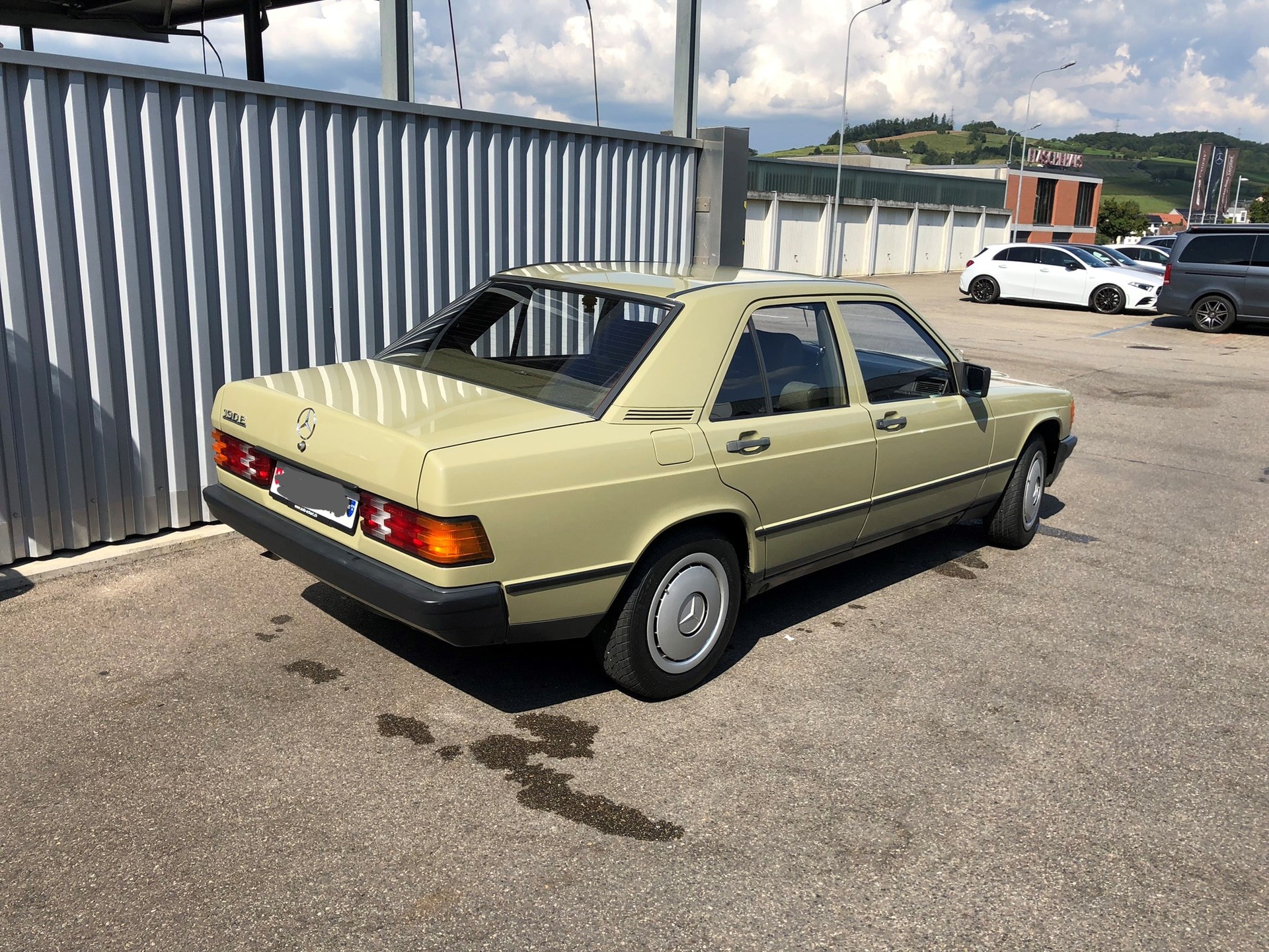 MERCEDES-BENZ 190 E 2.0-image-8