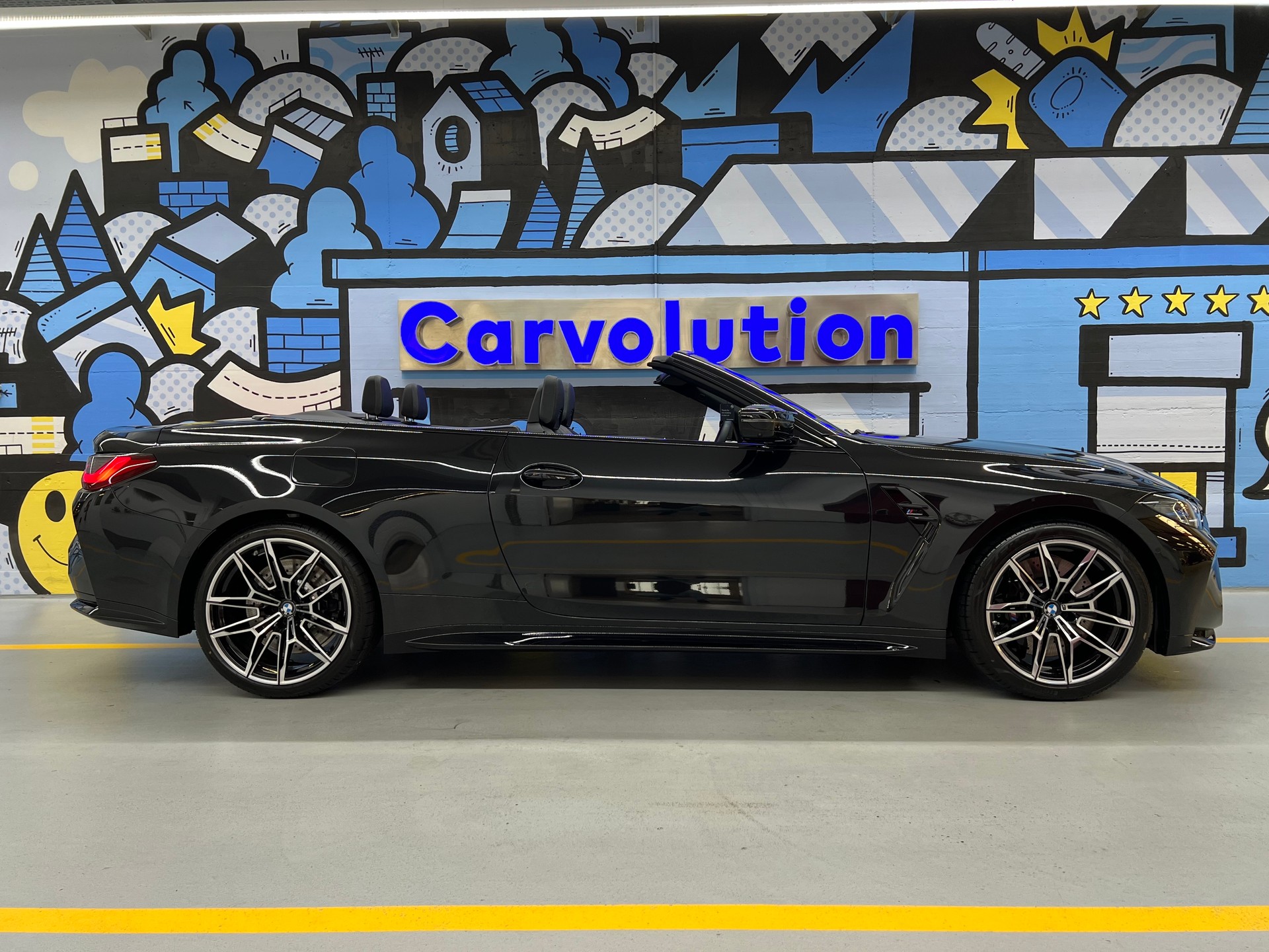 BMW M4 Cabrio Competition M xDrive-image-3