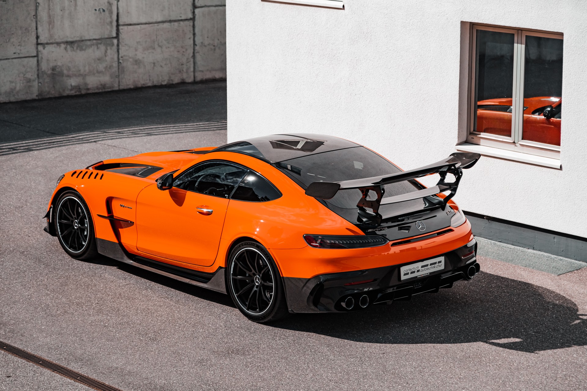 MERCEDES-BENZ AMG GT Black Series-image-5