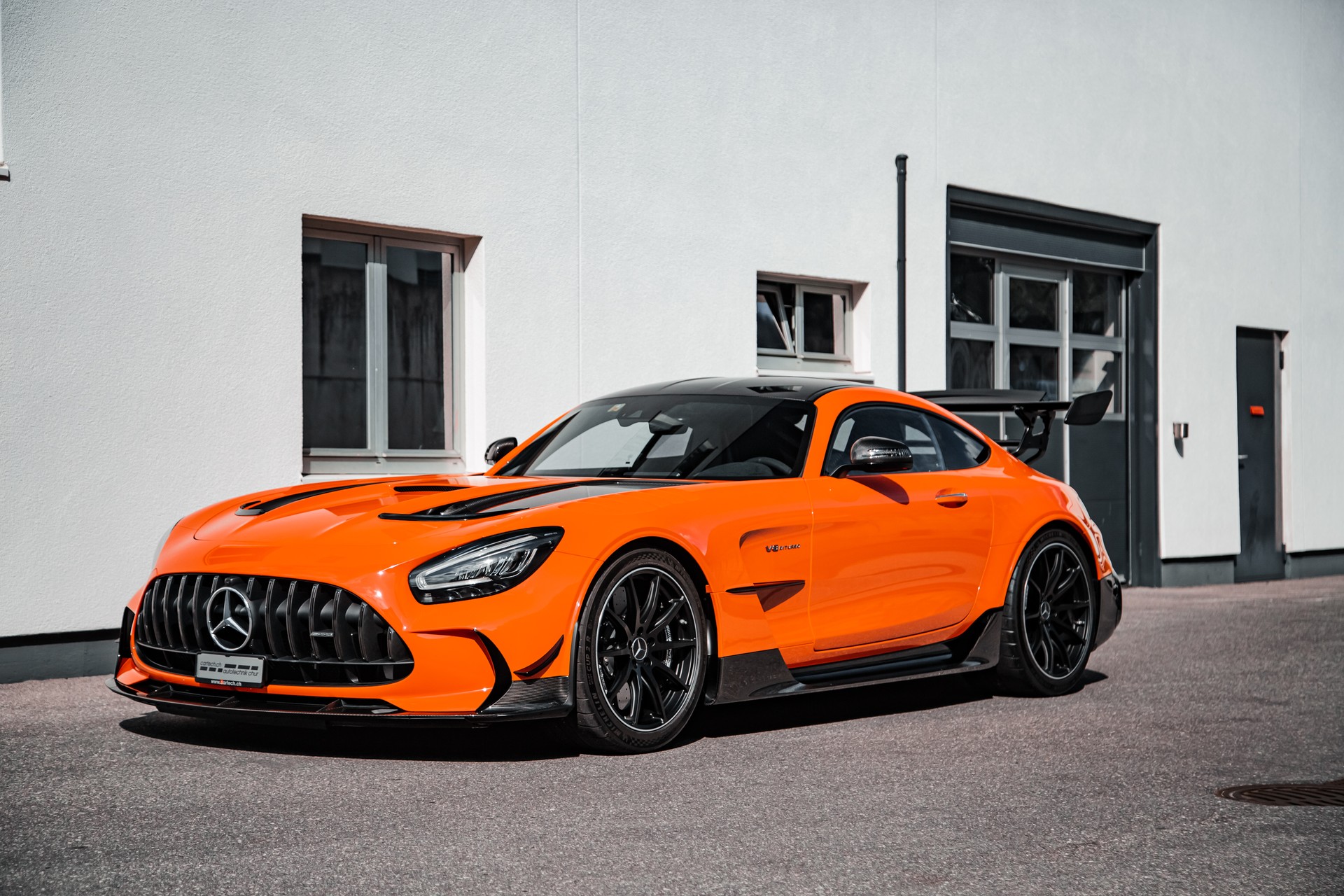 MERCEDES-BENZ AMG GT Black Series-image-2