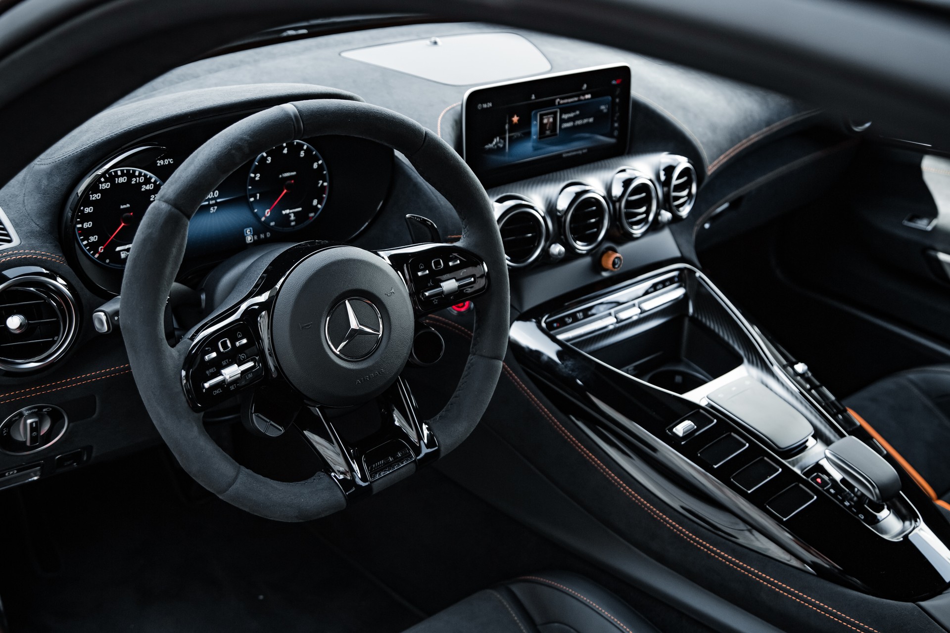 MERCEDES-BENZ AMG GT Black Series-image-26