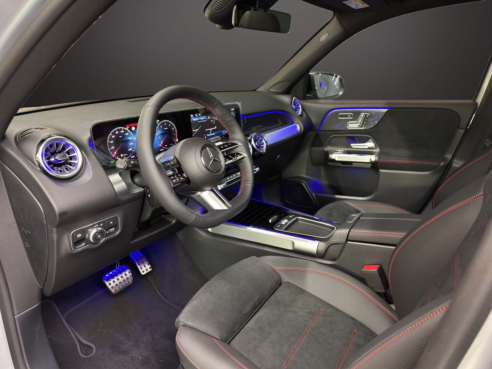 MERCEDES-BENZ GLB 250 4Matic 8G-Tronic-image-6