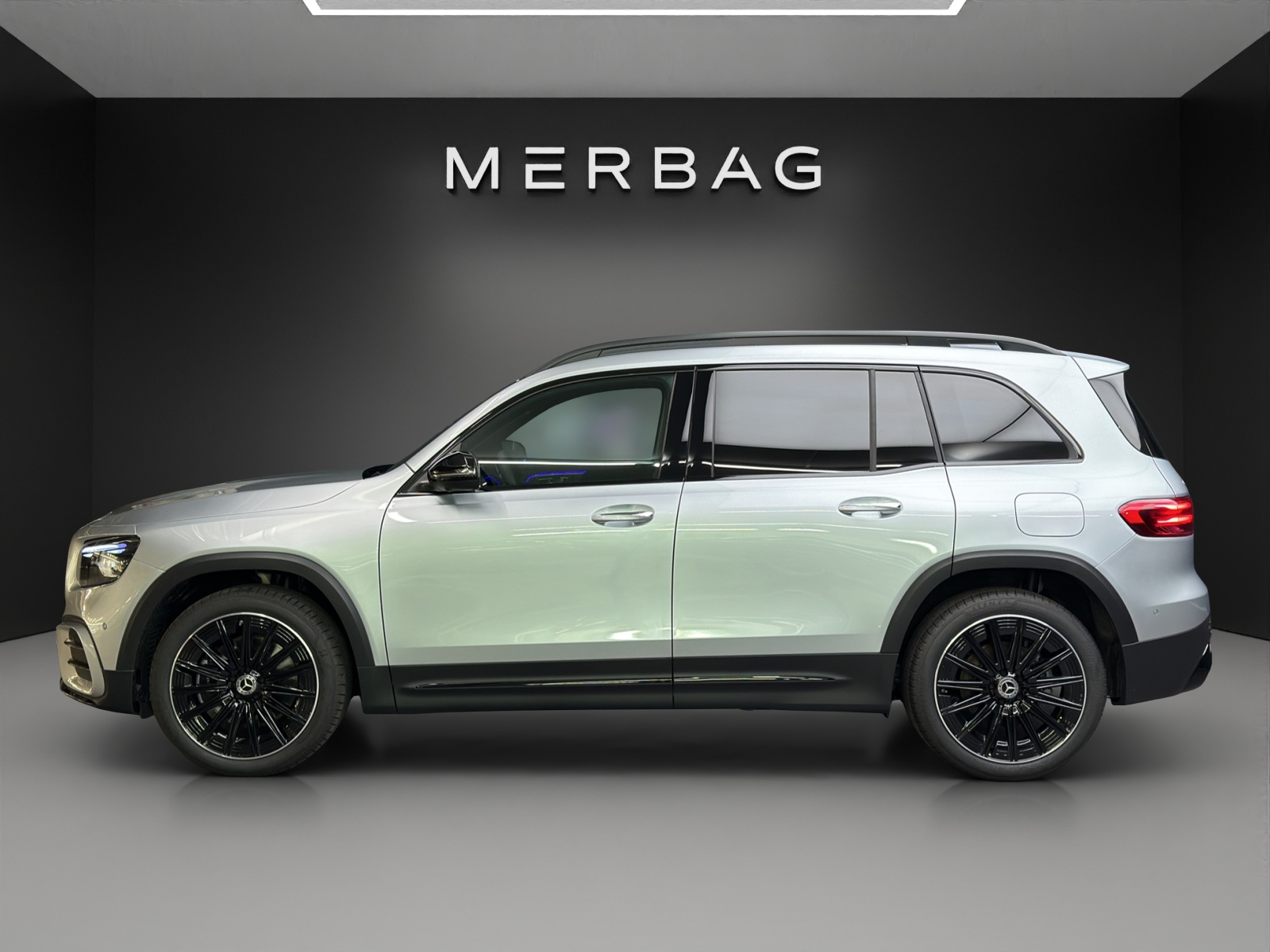 MERCEDES-BENZ GLB 250 4Matic 8G-Tronic-image-2