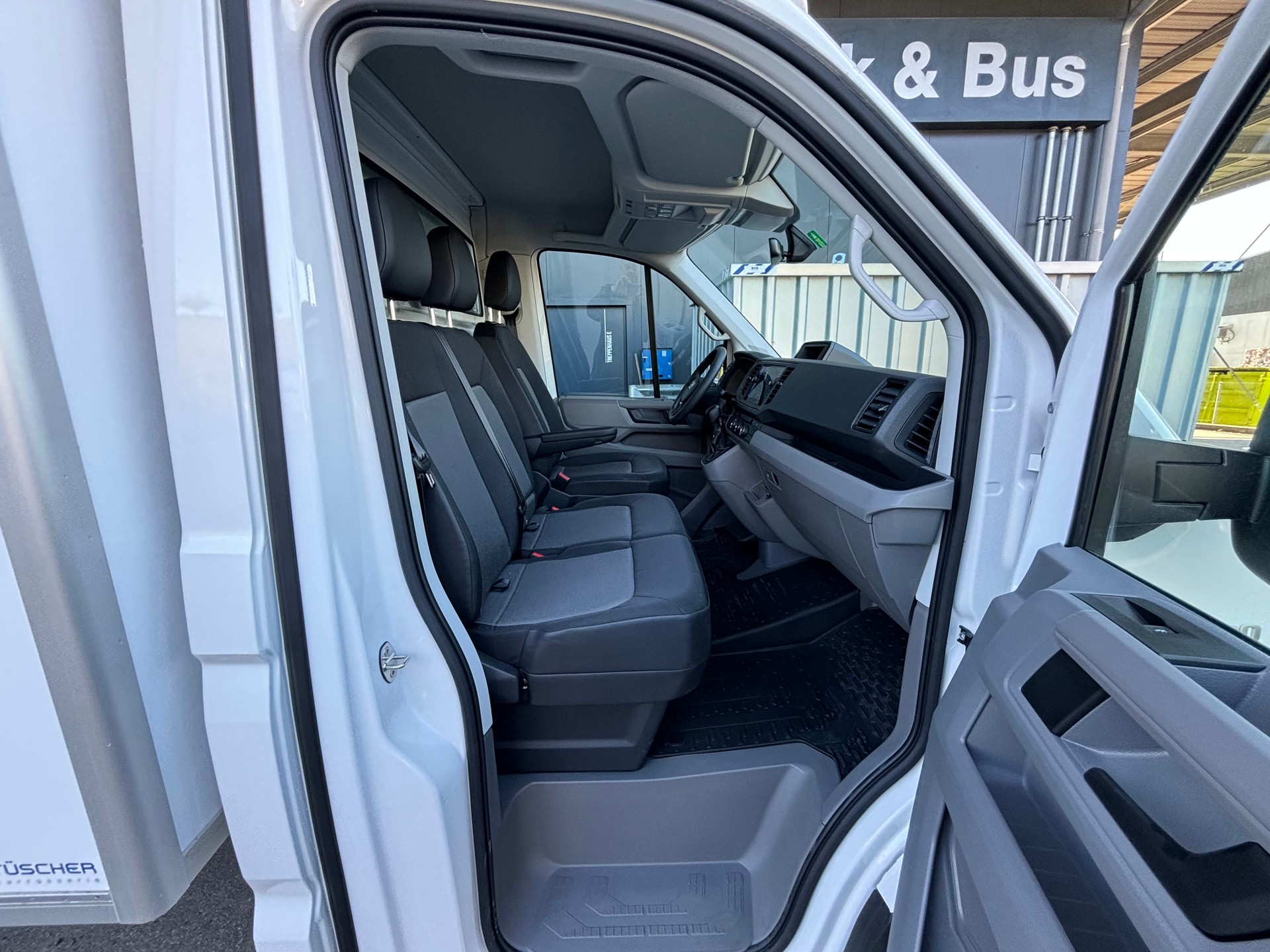 MAN TGE 3.180 Lang A-image-14