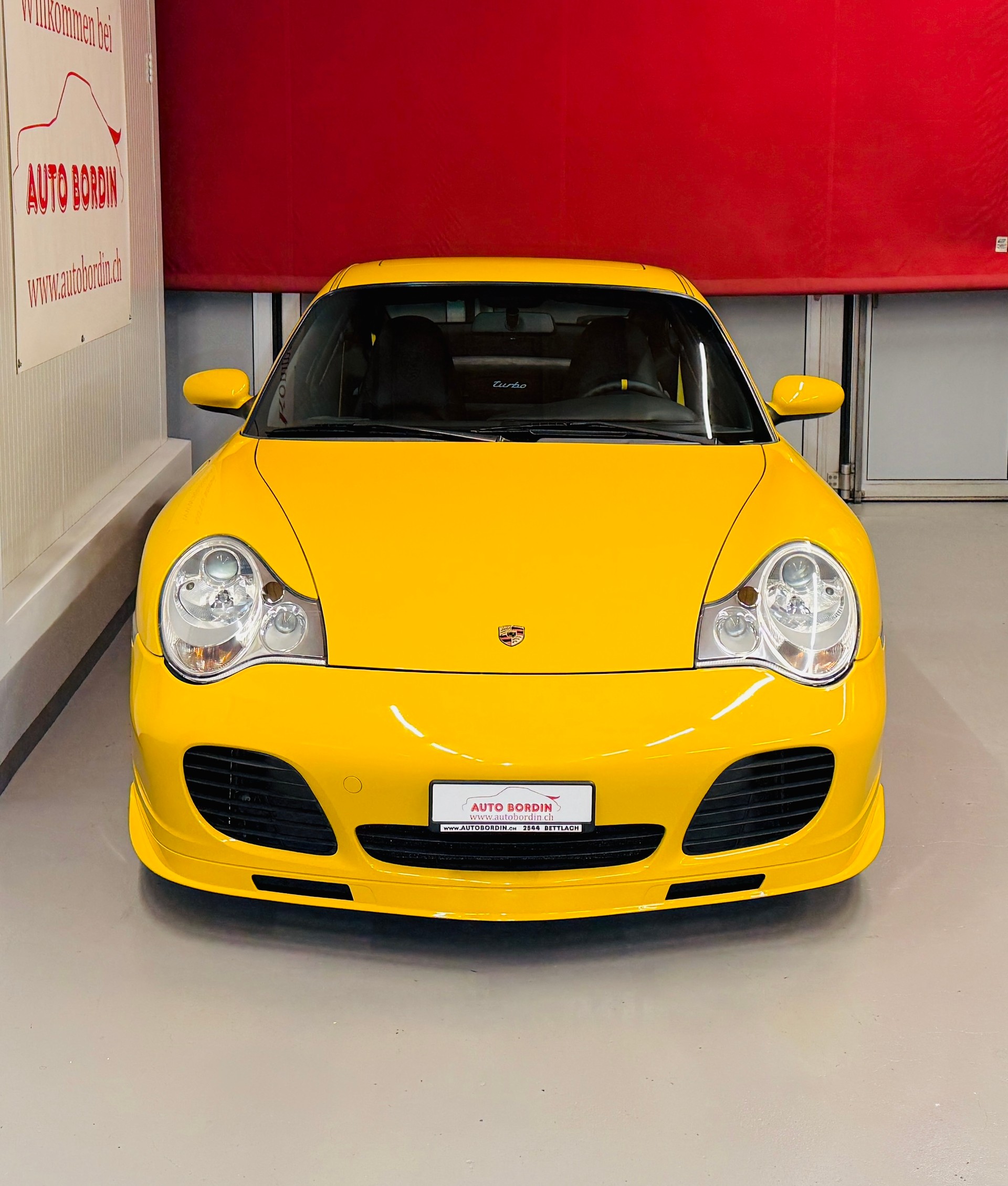 PORSCHE 911 Turbo „Speedgelb“ & Porsche Exclusive Carbon-image-1