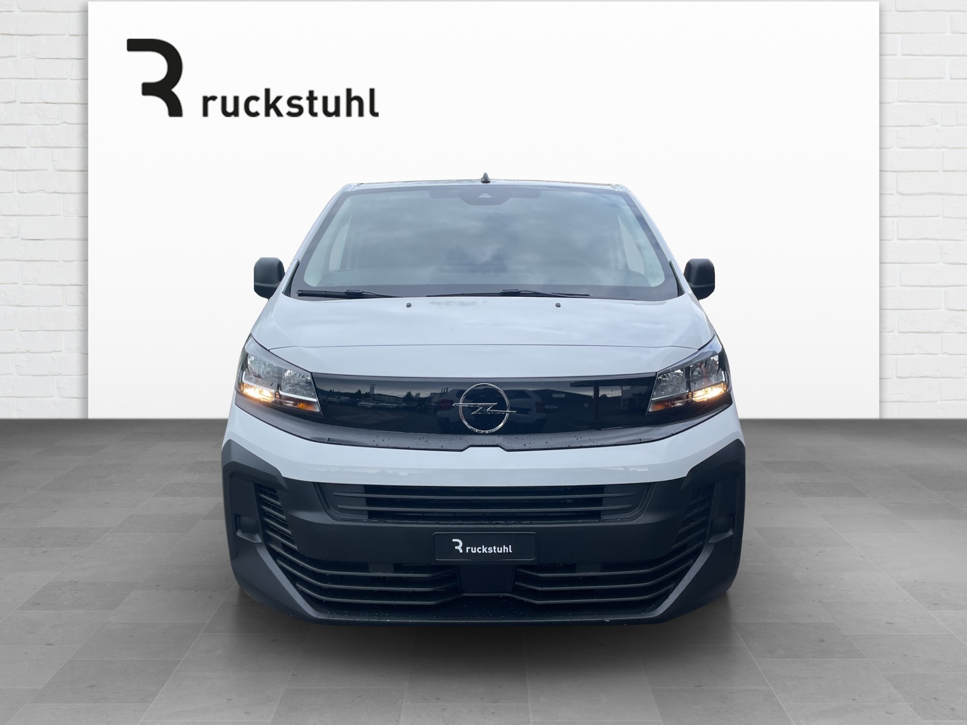 OPEL Vivaro-e Cargo 75kWh-showroom-element-1