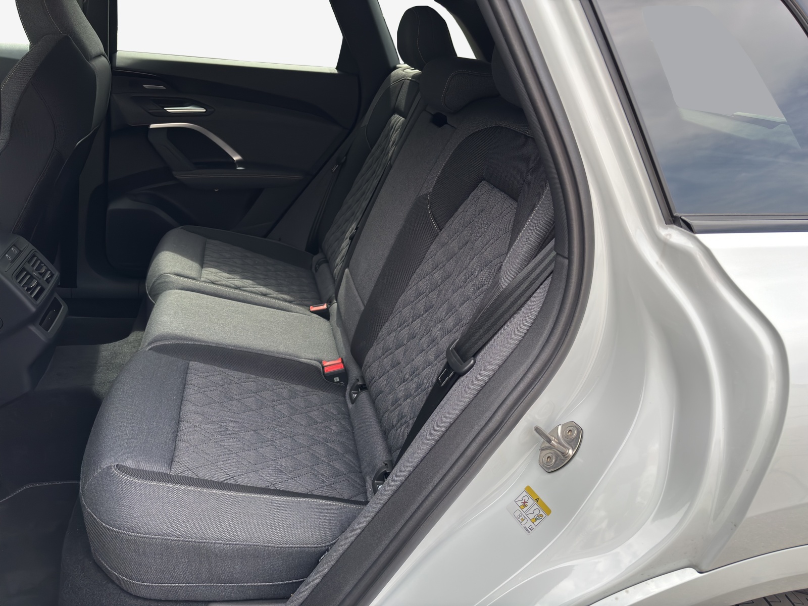 AUDI Q5 TFSI quatto 150 kW S-tronic-image-11