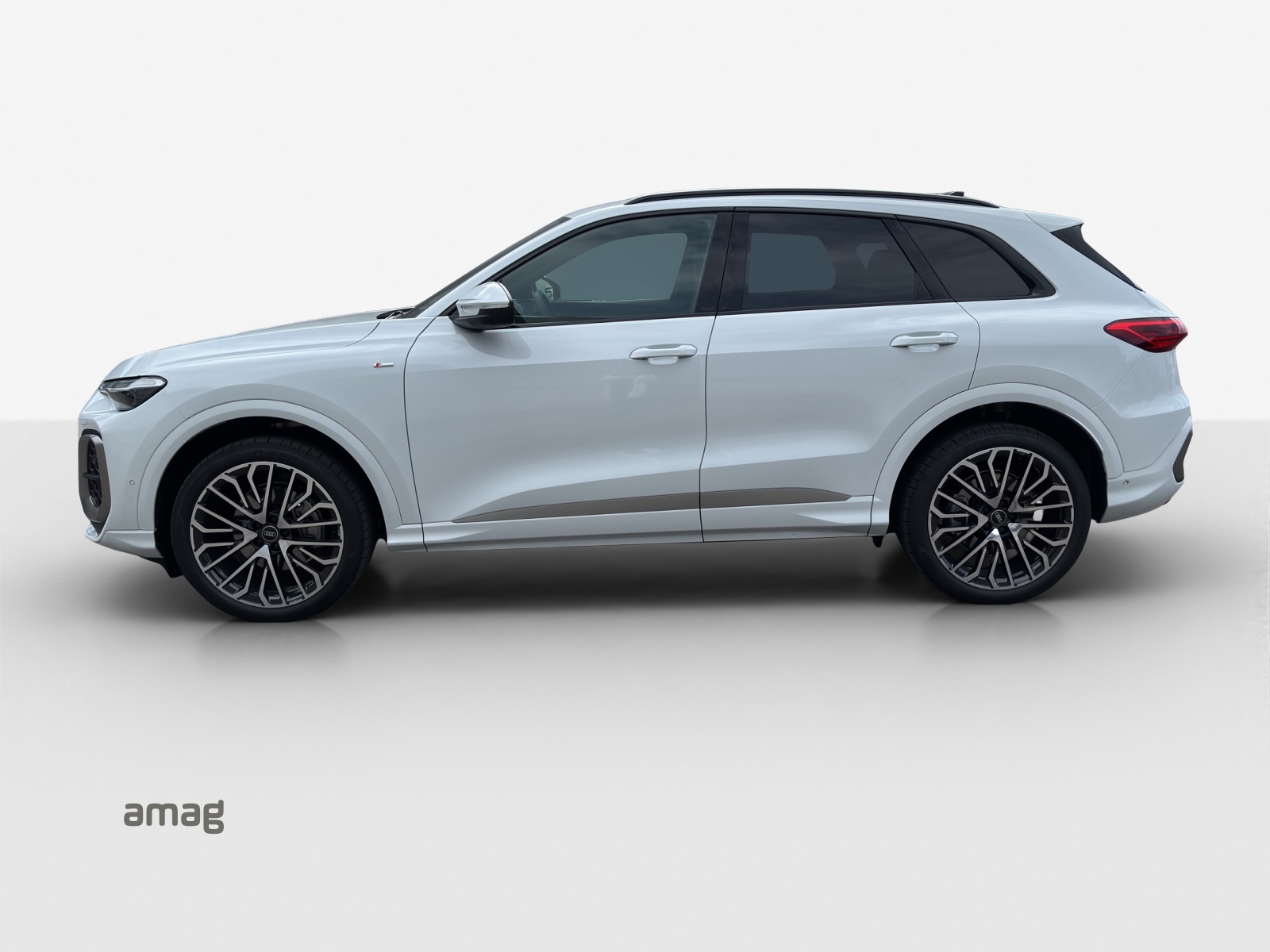 AUDI Q5 TFSI quatto 150 kW S-tronic-image-1