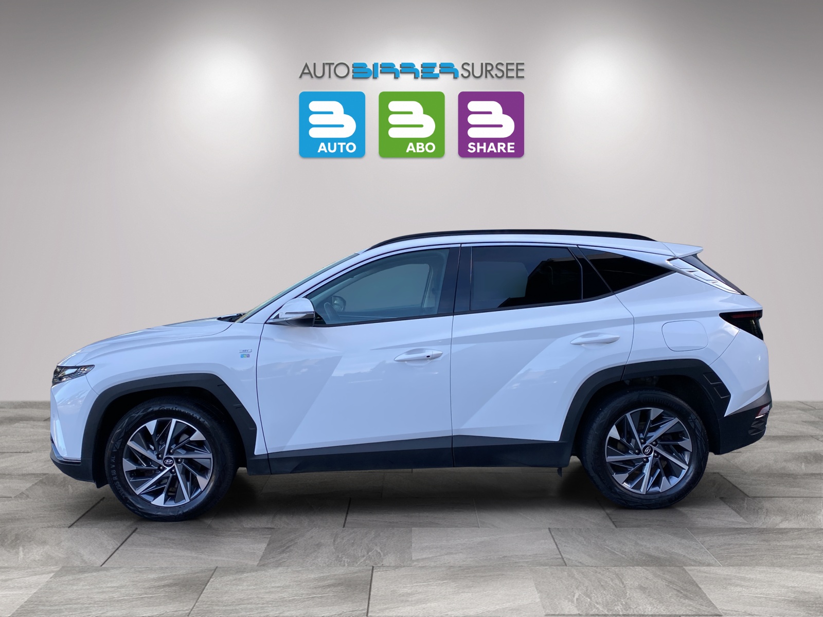 HYUNDAI Tucson 1.6 CRDi Amplia 4WD-image-7