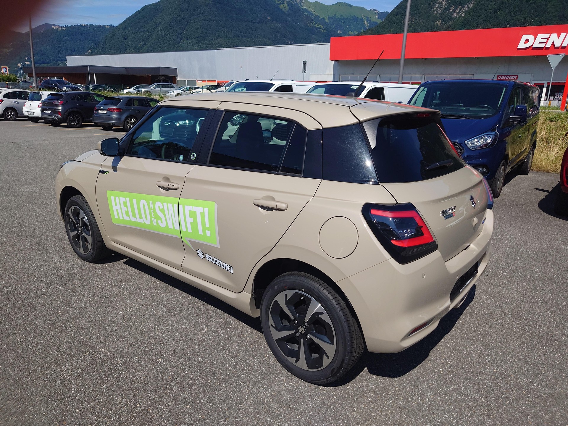 SUZUKI Swift 1.2 1st Edition Top Hybrid 4x4 MY24-image-2